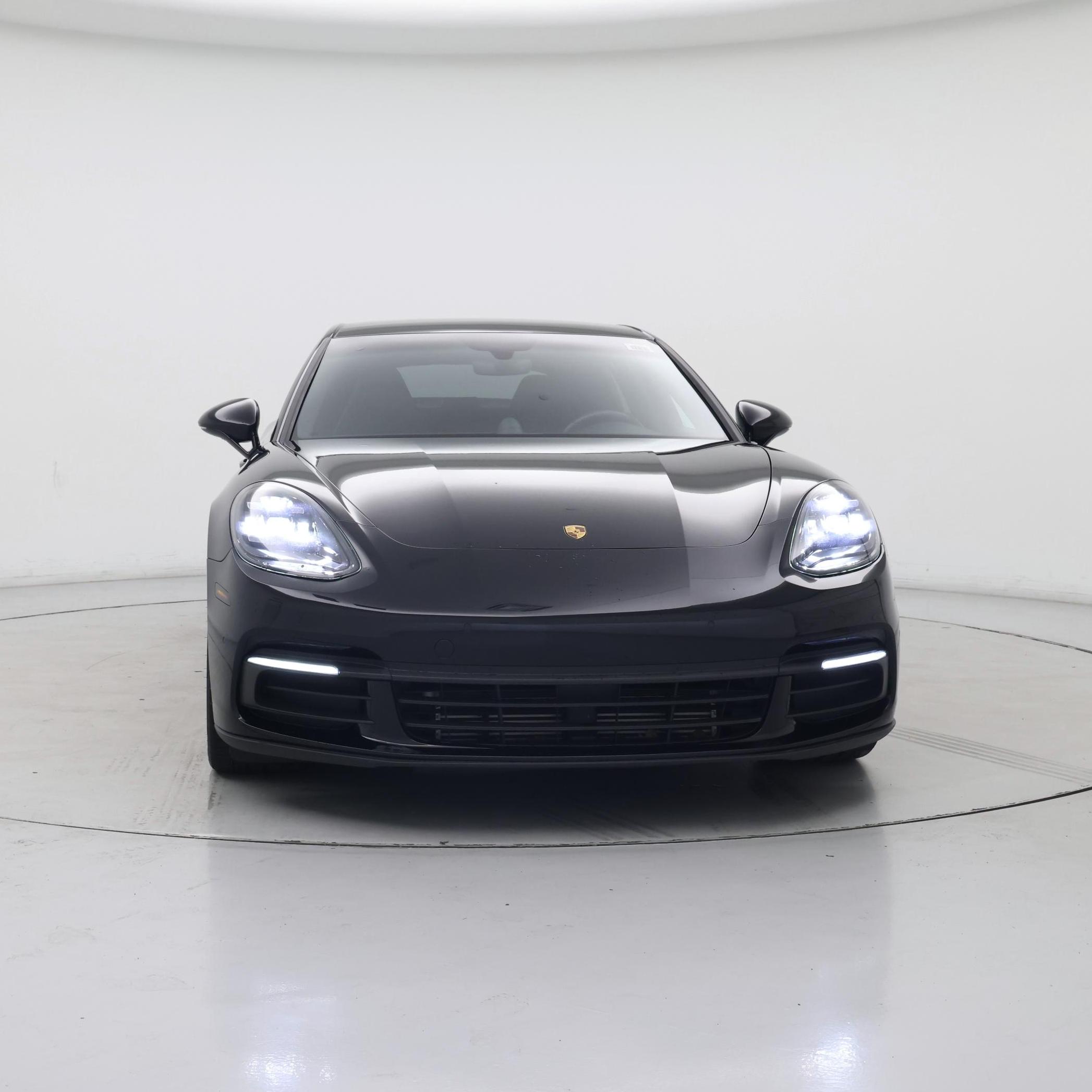 Thumbnail: 2020 Porsche Panamera - 5