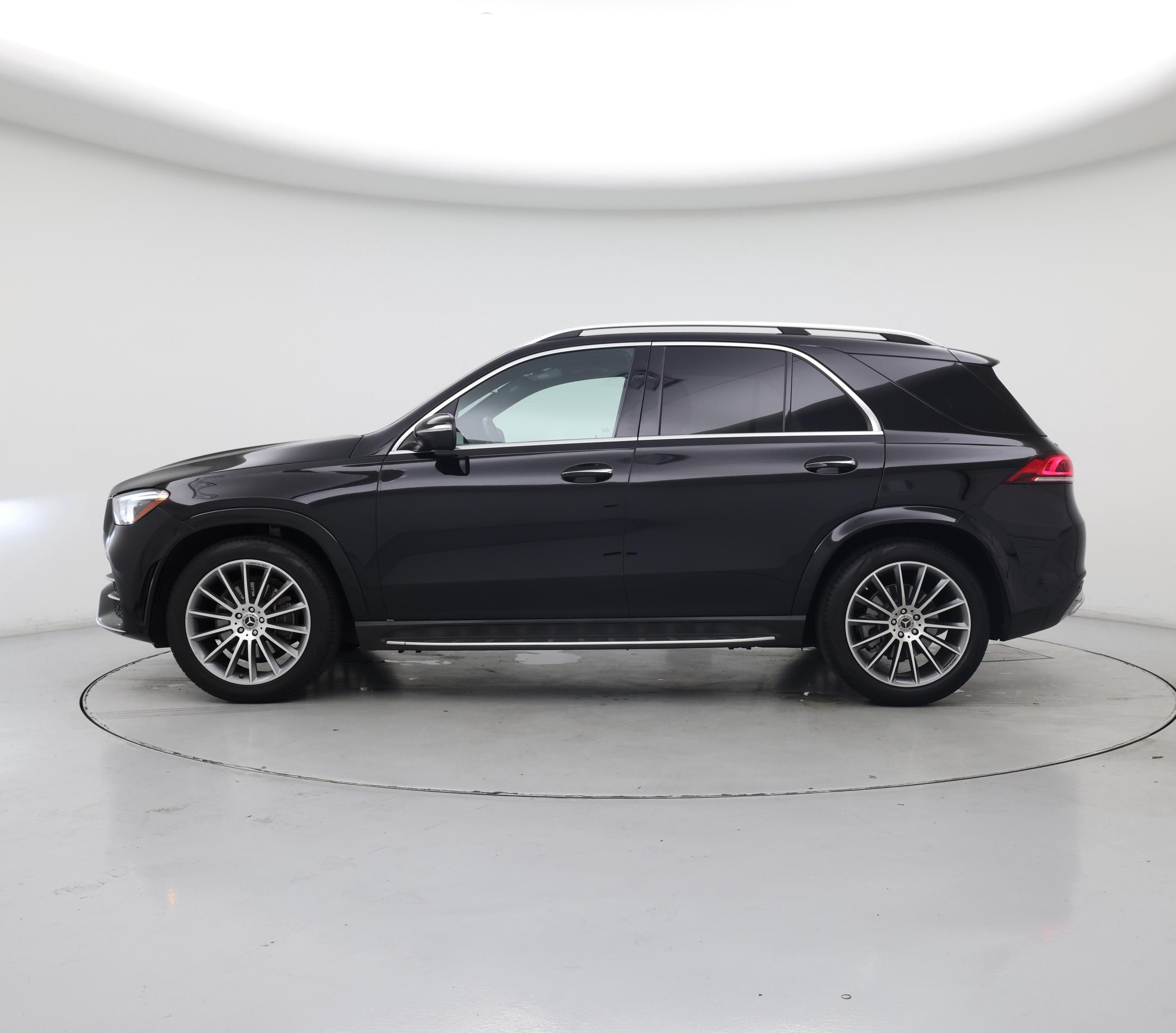 Thumbnail: 2020 Mercedes-Benz GLE - 3