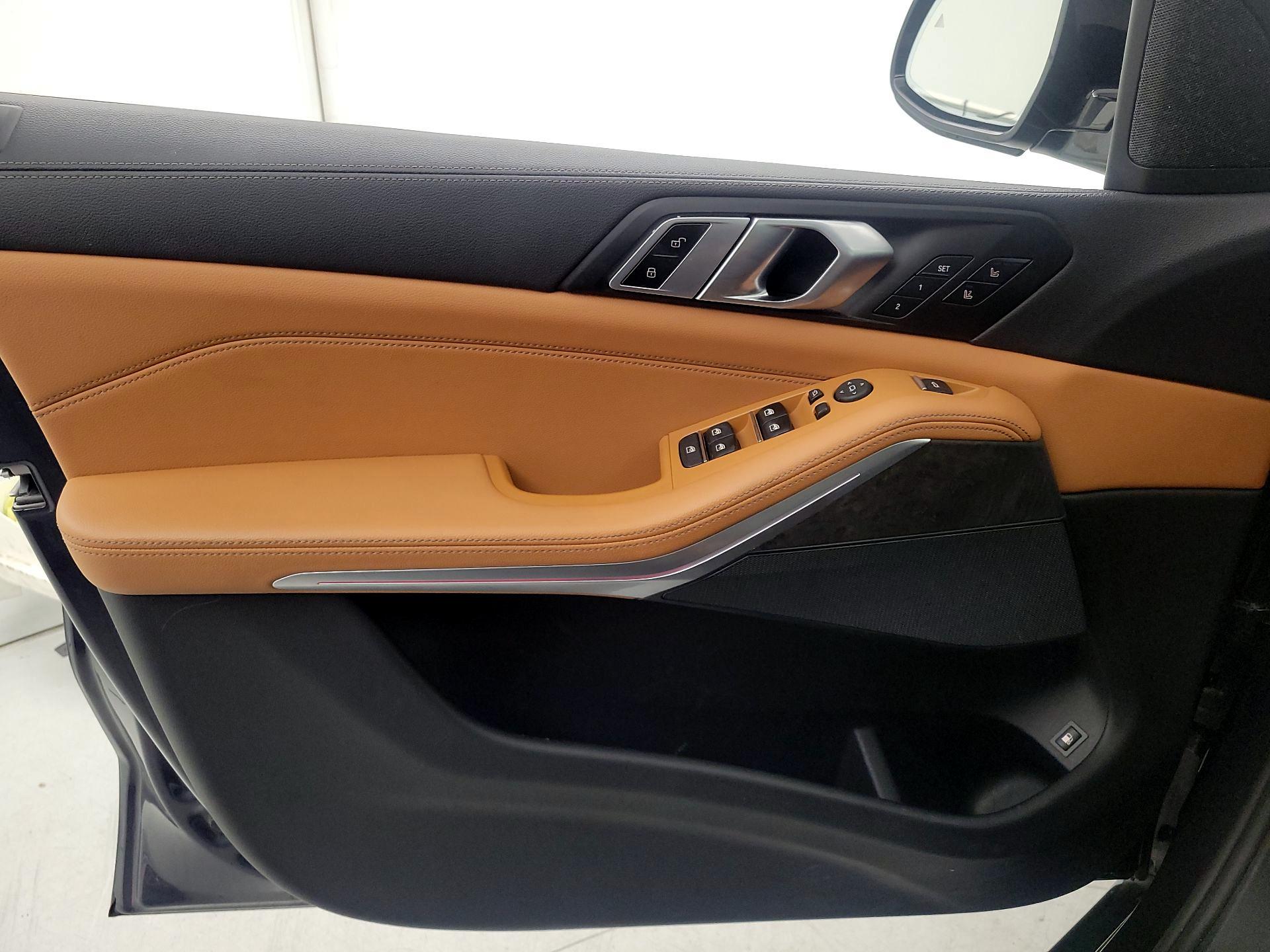 Thumbnail: 2021 BMW X5 - 12