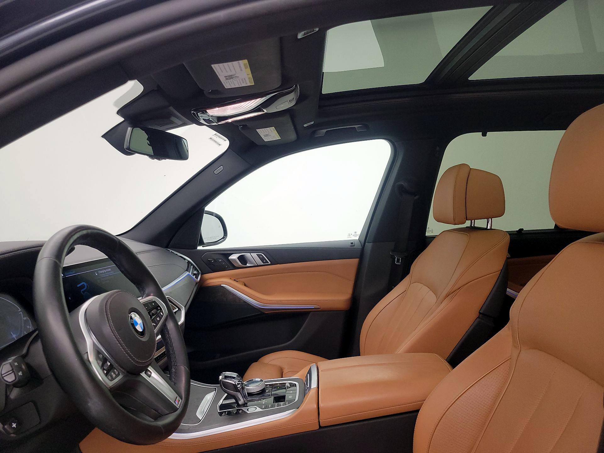 Thumbnail: 2021 BMW X5 - 20