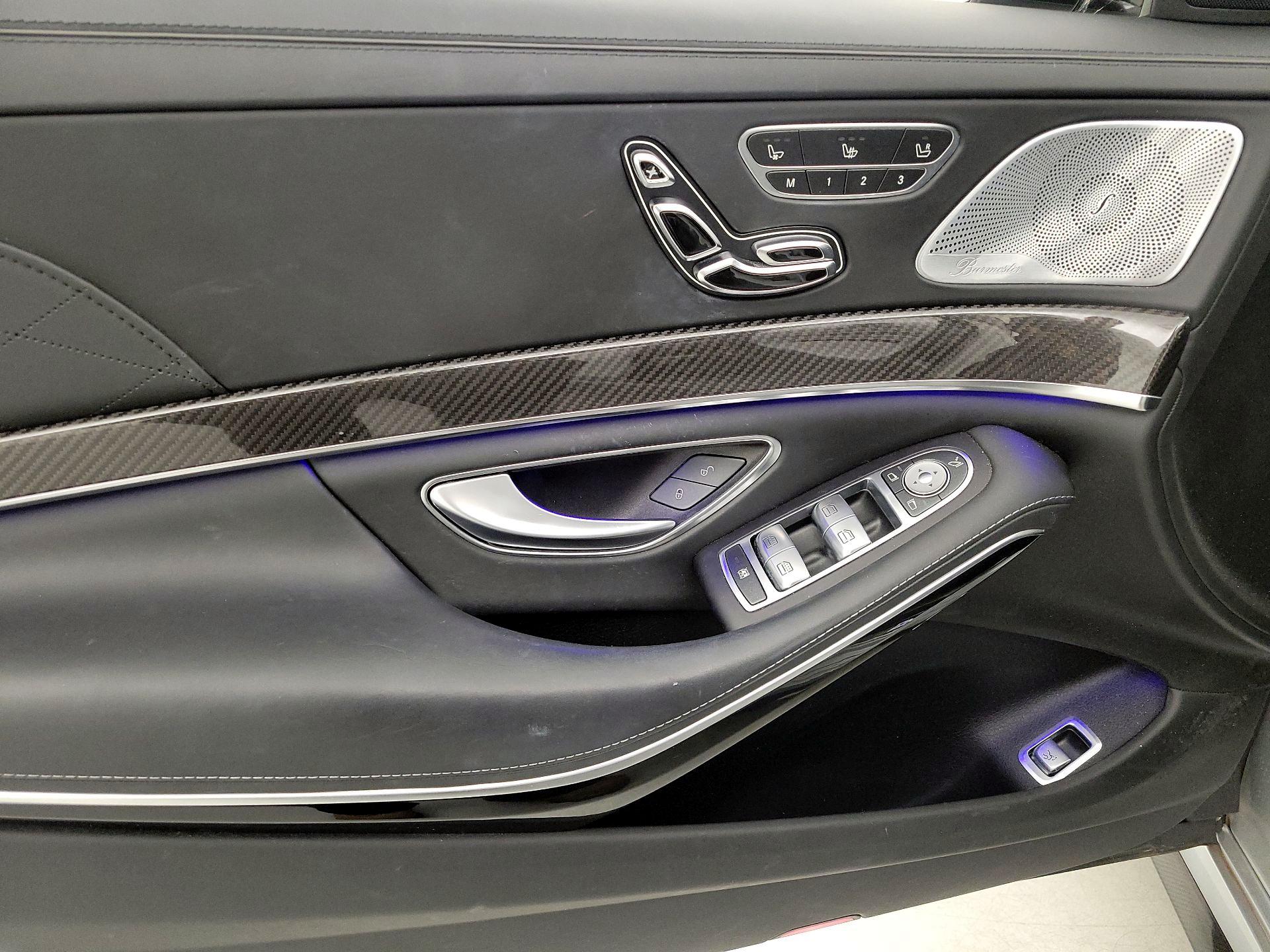 Thumbnail: 2017 Mercedes-Benz S-Class - 12