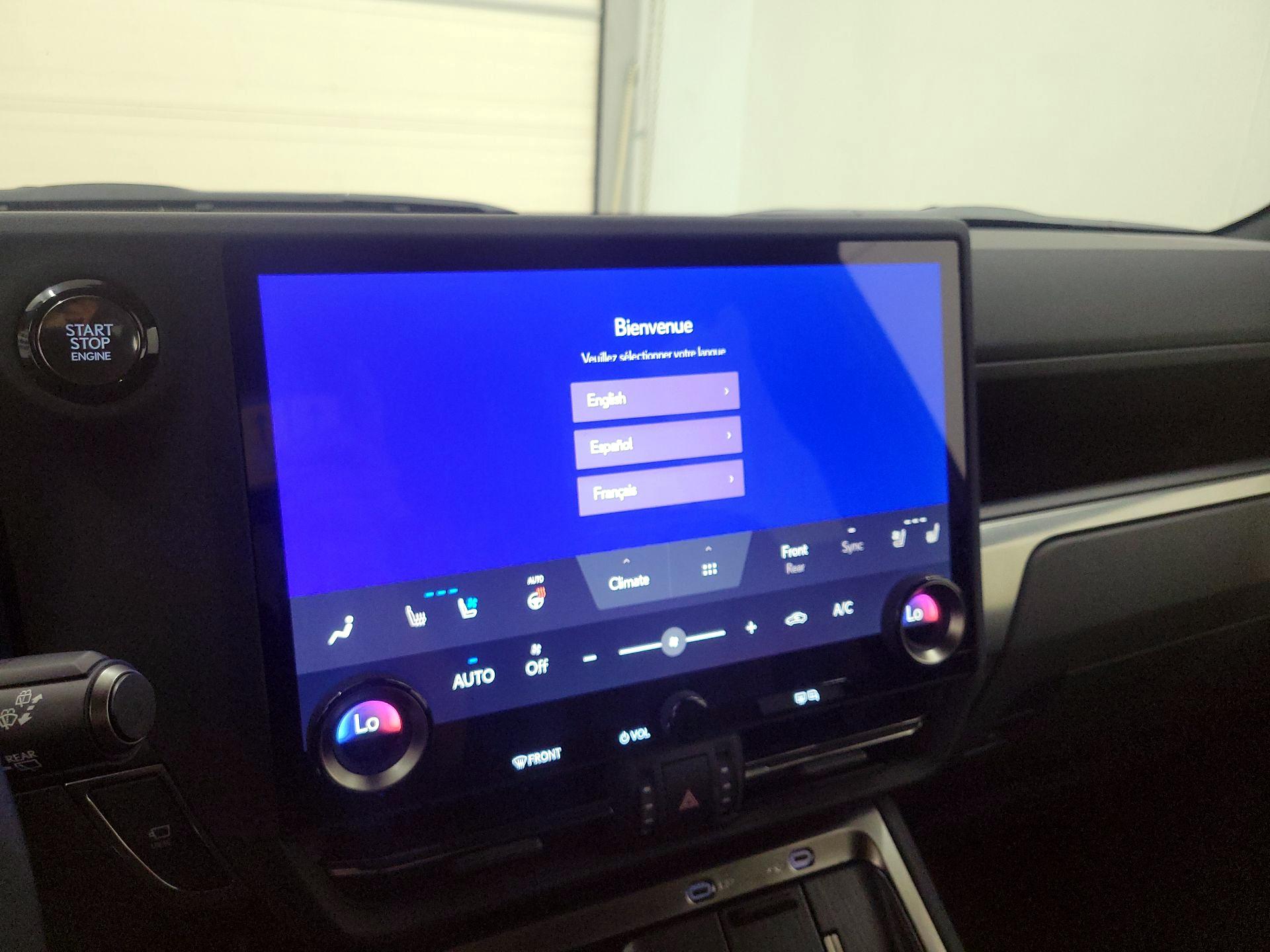 Thumbnail: 2024 Lexus GX - 13