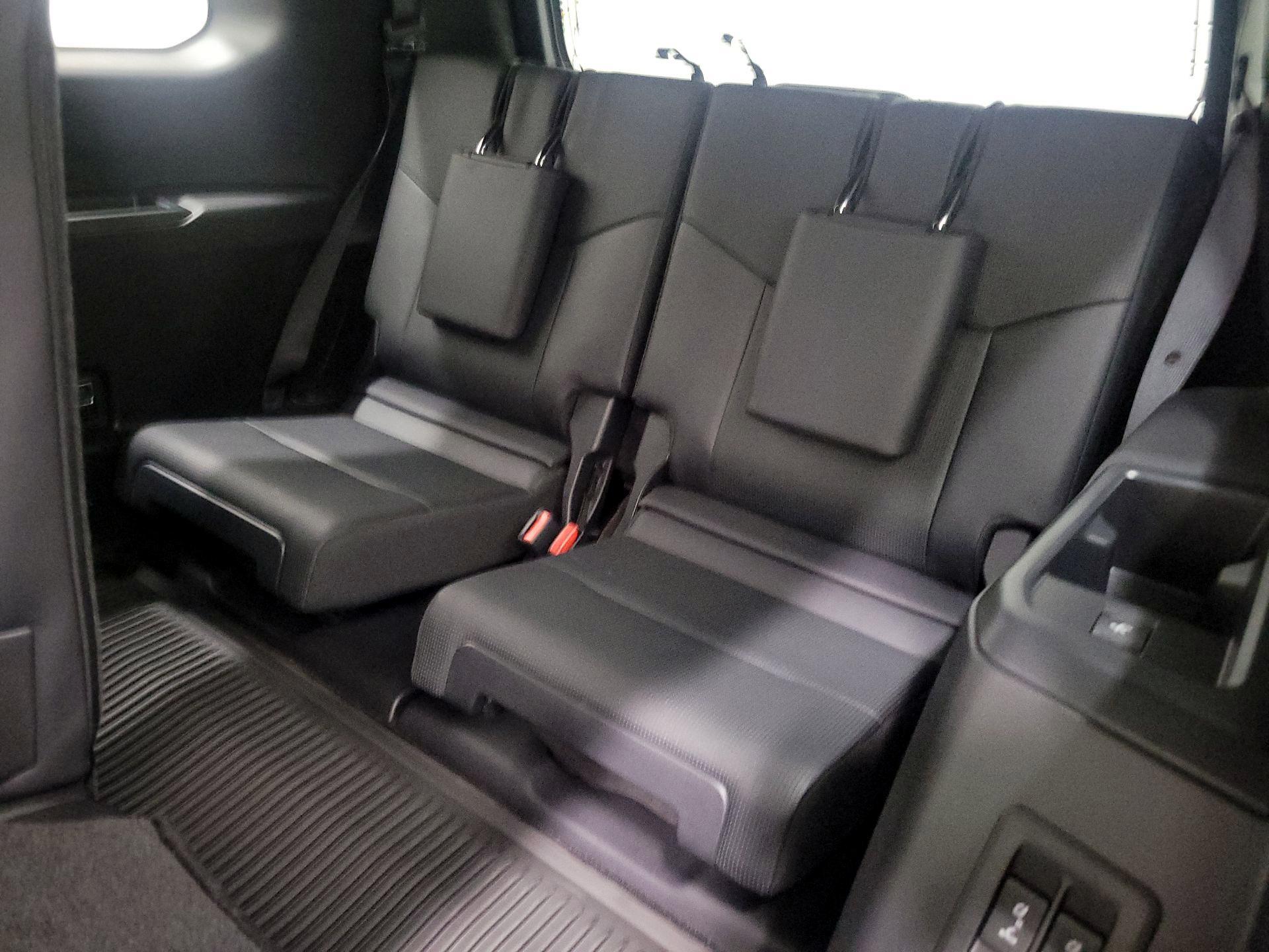 Thumbnail: 2024 Lexus GX - 19