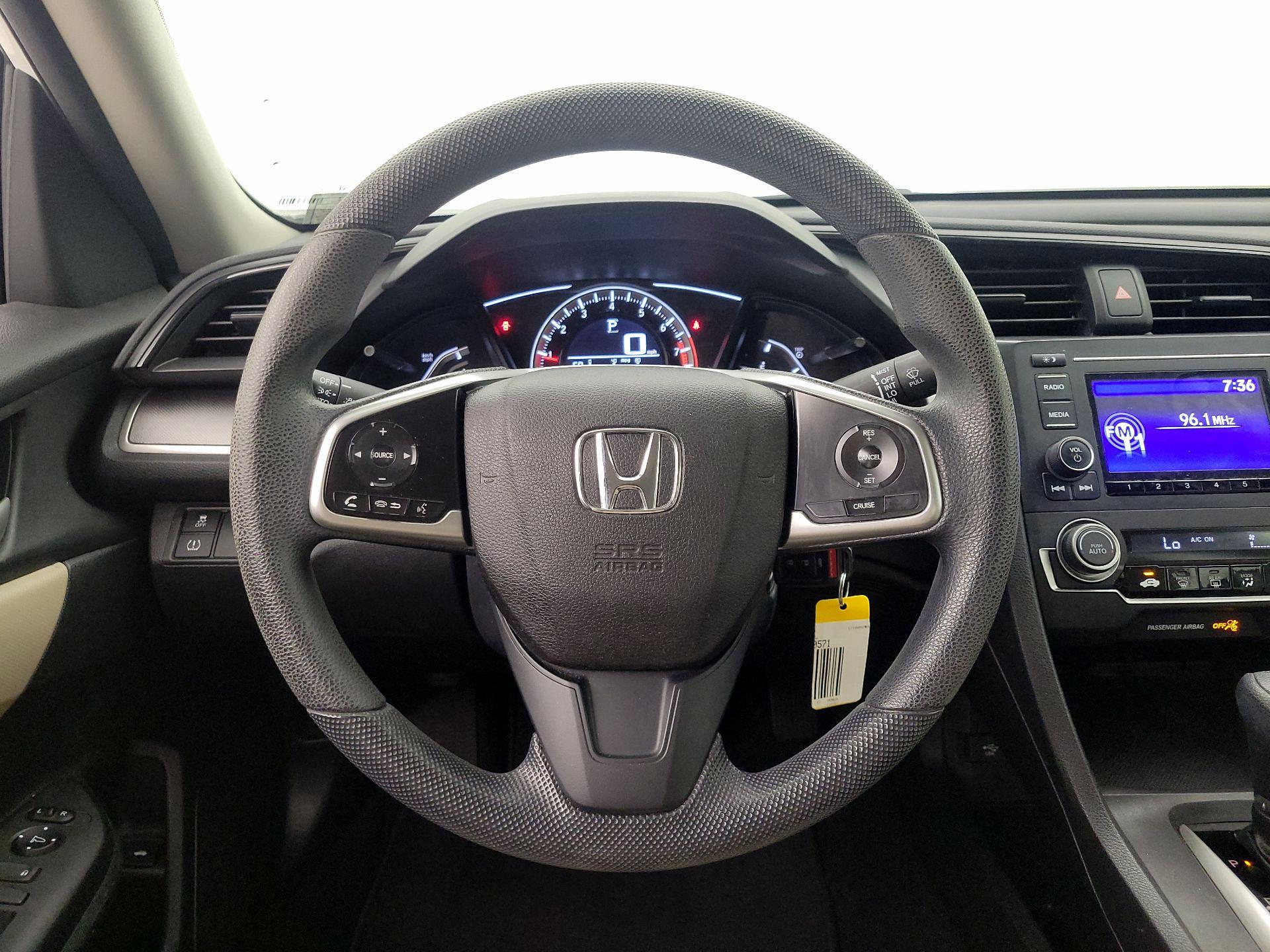 Thumbnail: 2017 Honda Civic - 10