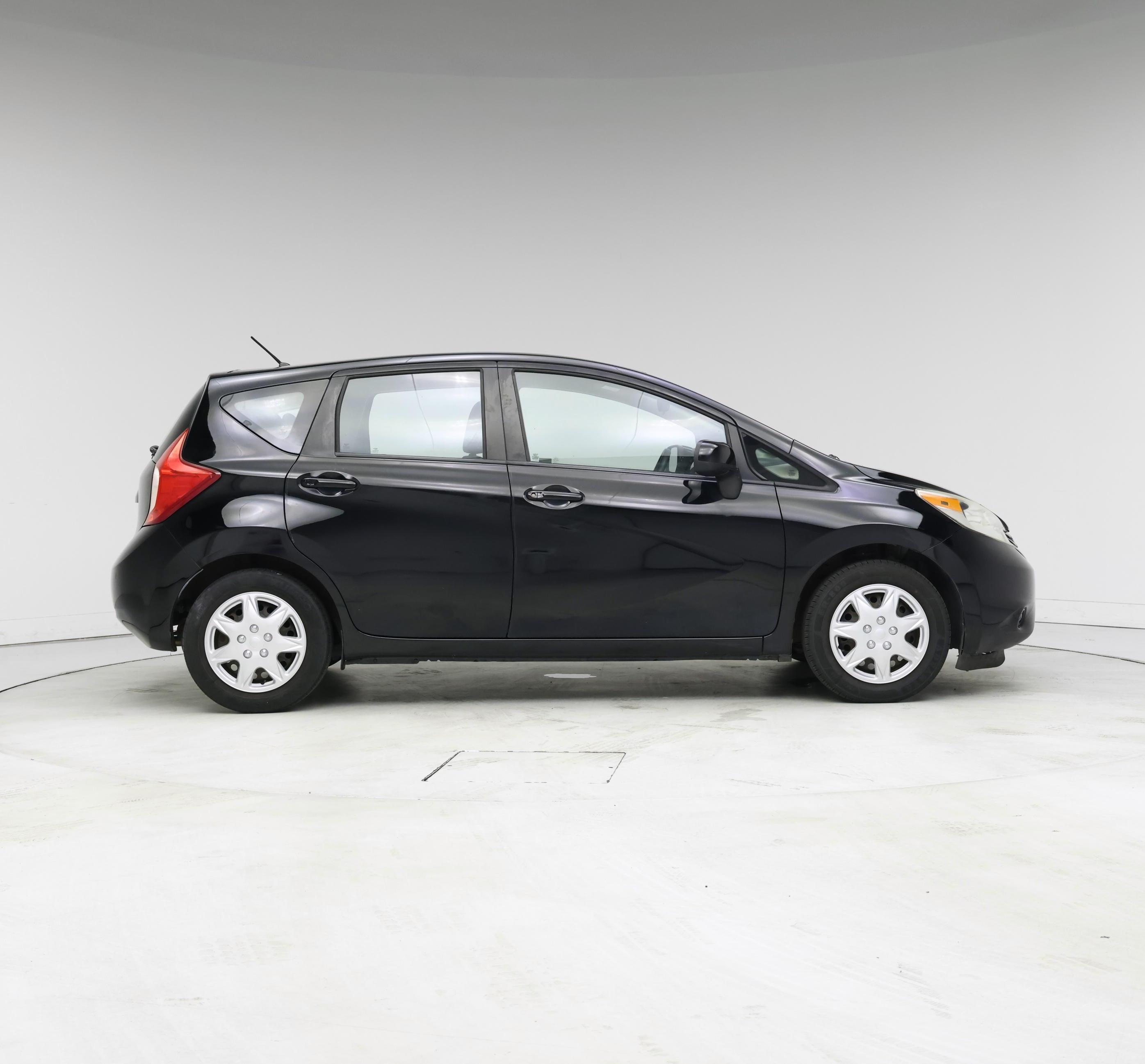 Thumbnail: 2014 Nissan Versa Note - 7