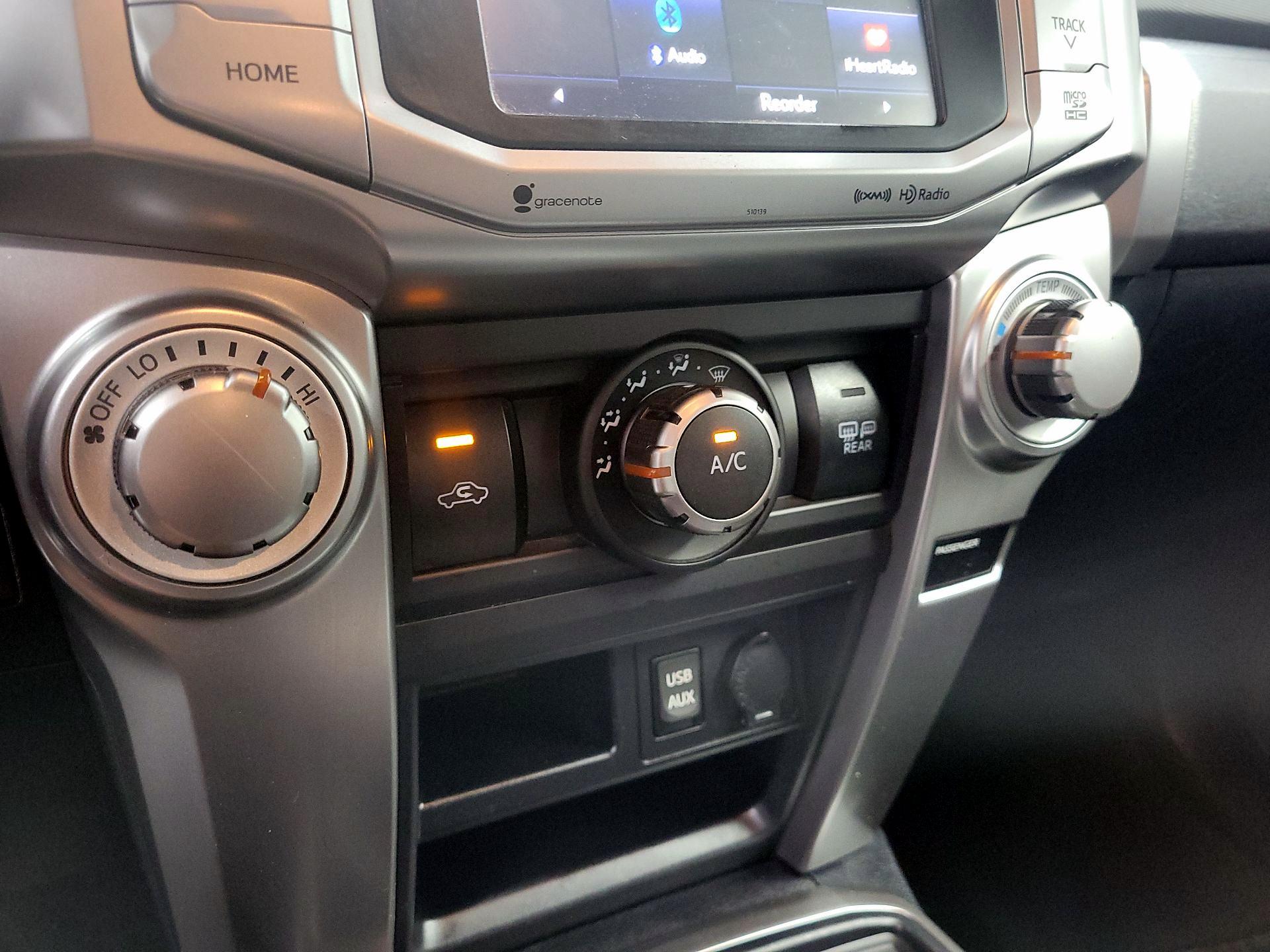 Thumbnail: 2018 Toyota 4Runner - 14