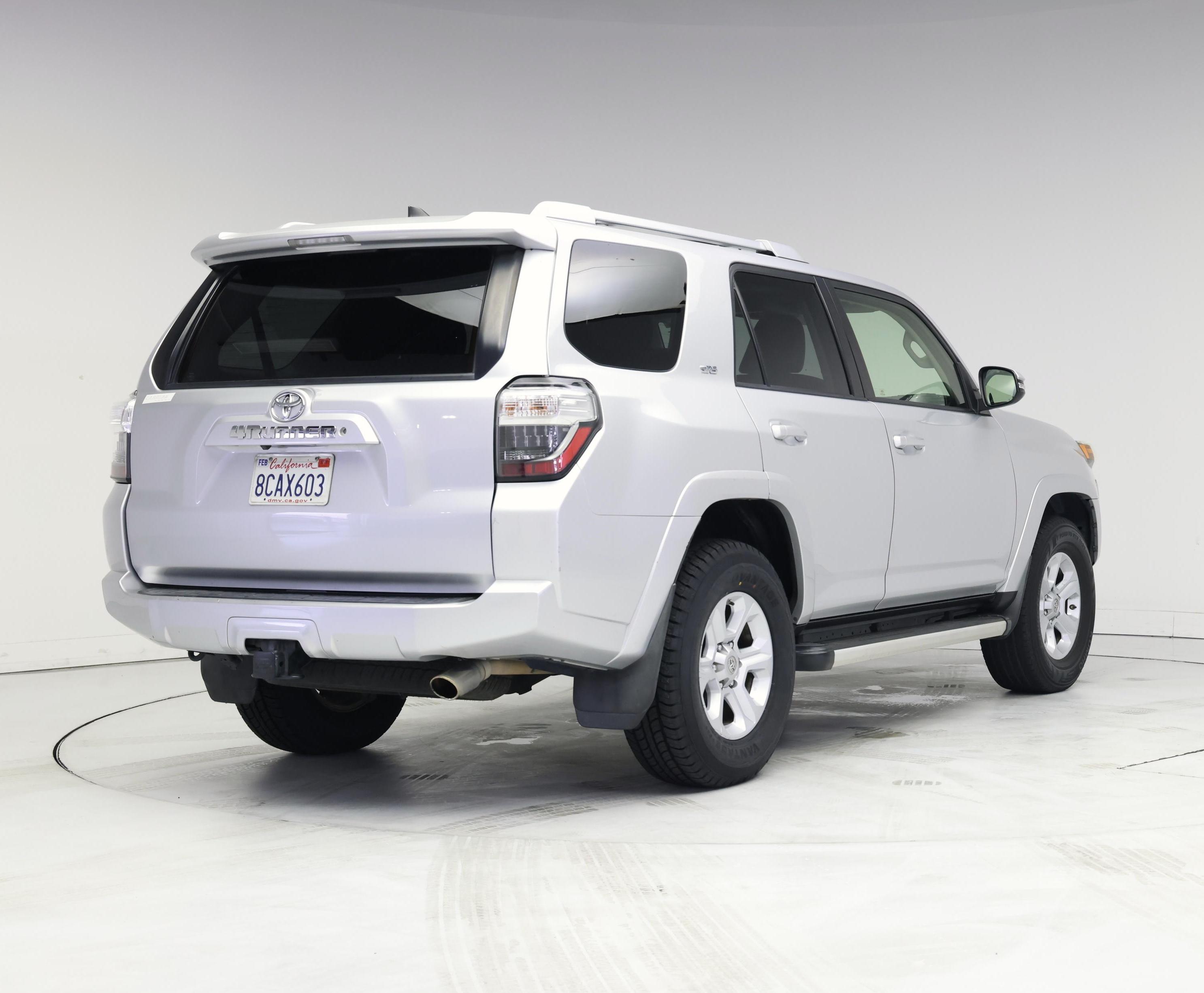 Thumbnail: 2018 Toyota 4Runner - 8