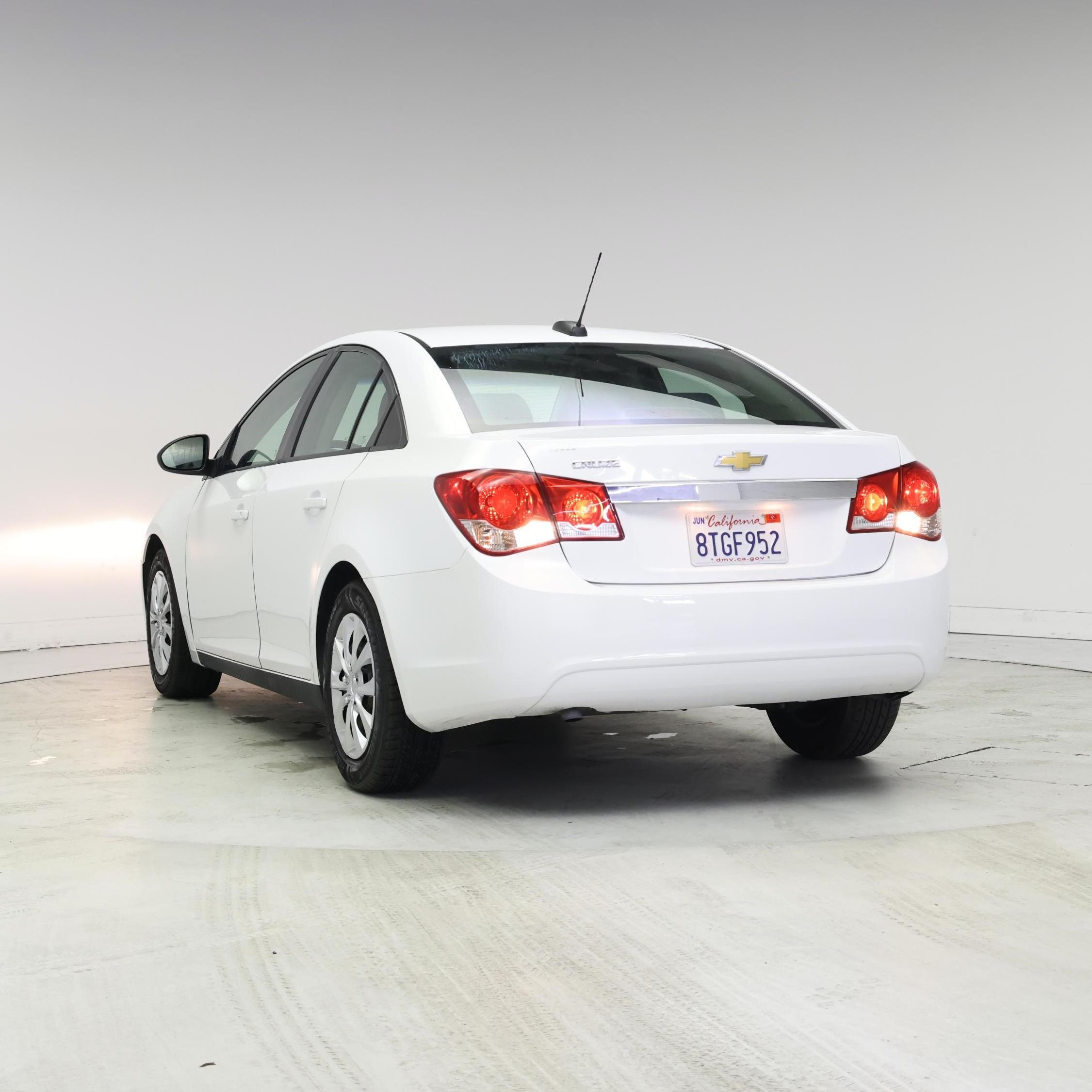 Thumbnail: 2015 Chevrolet Cruze - 2