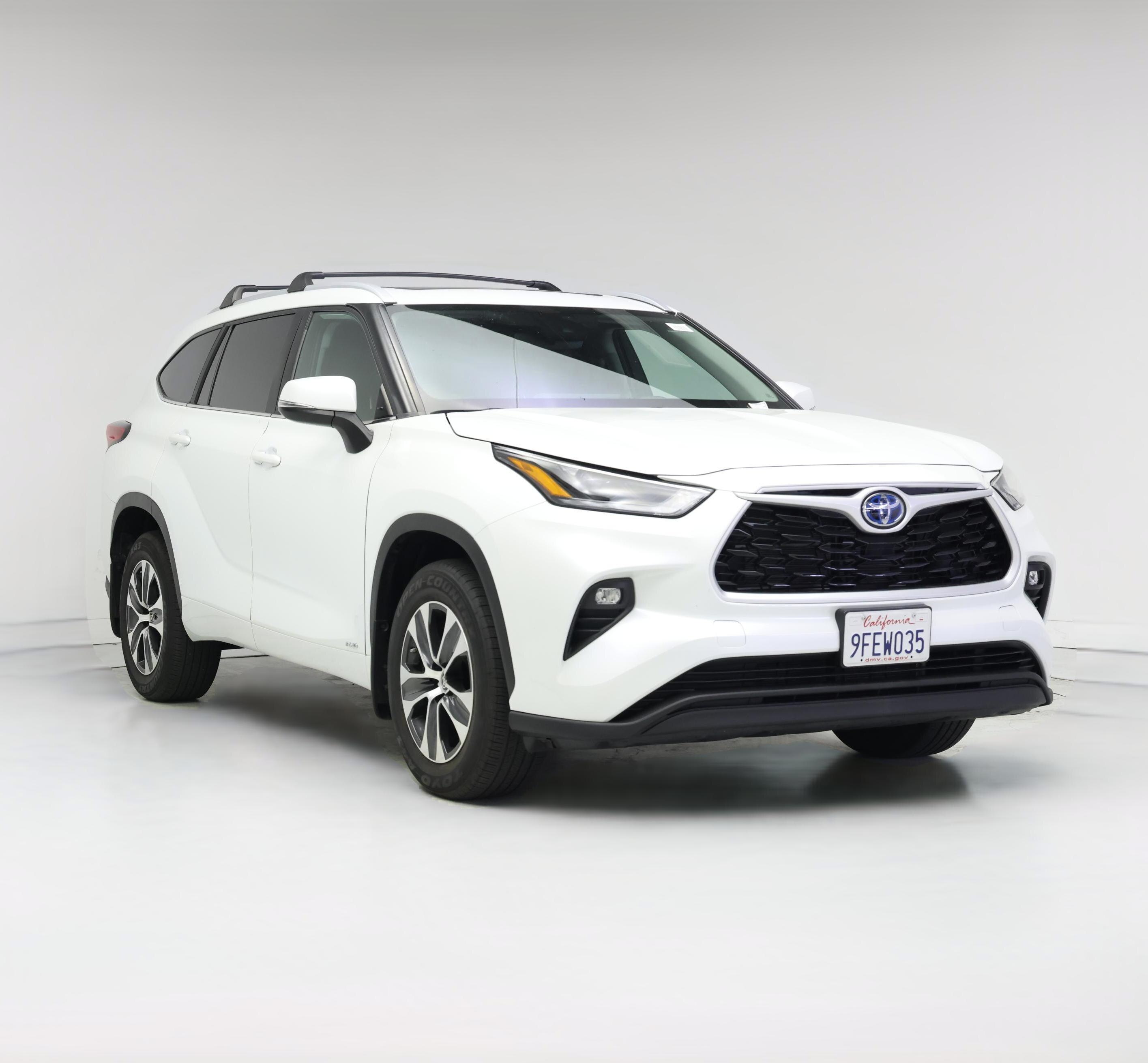Thumbnail: 2023 Toyota Highlander - 1