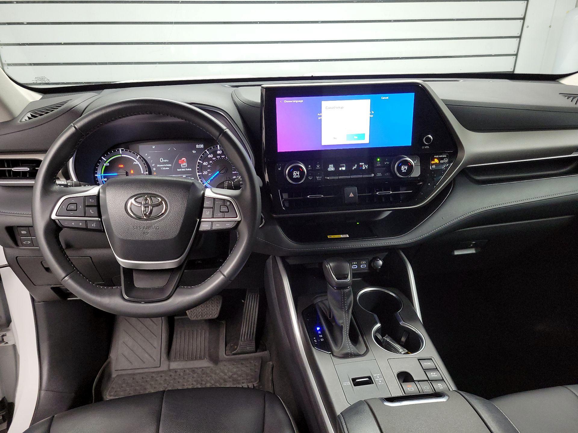 Thumbnail: 2023 Toyota Highlander - 9