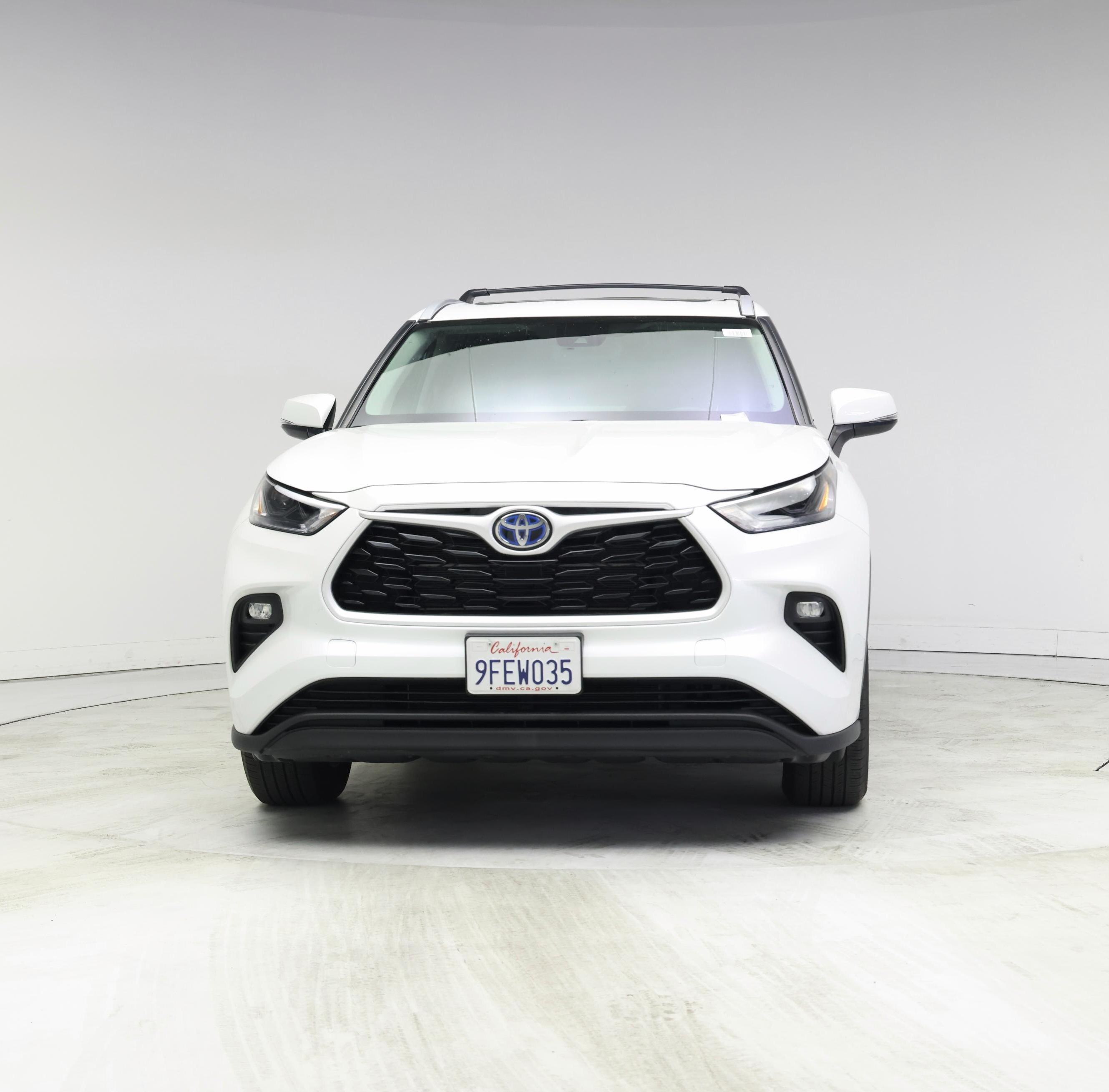 Thumbnail: 2023 Toyota Highlander - 5