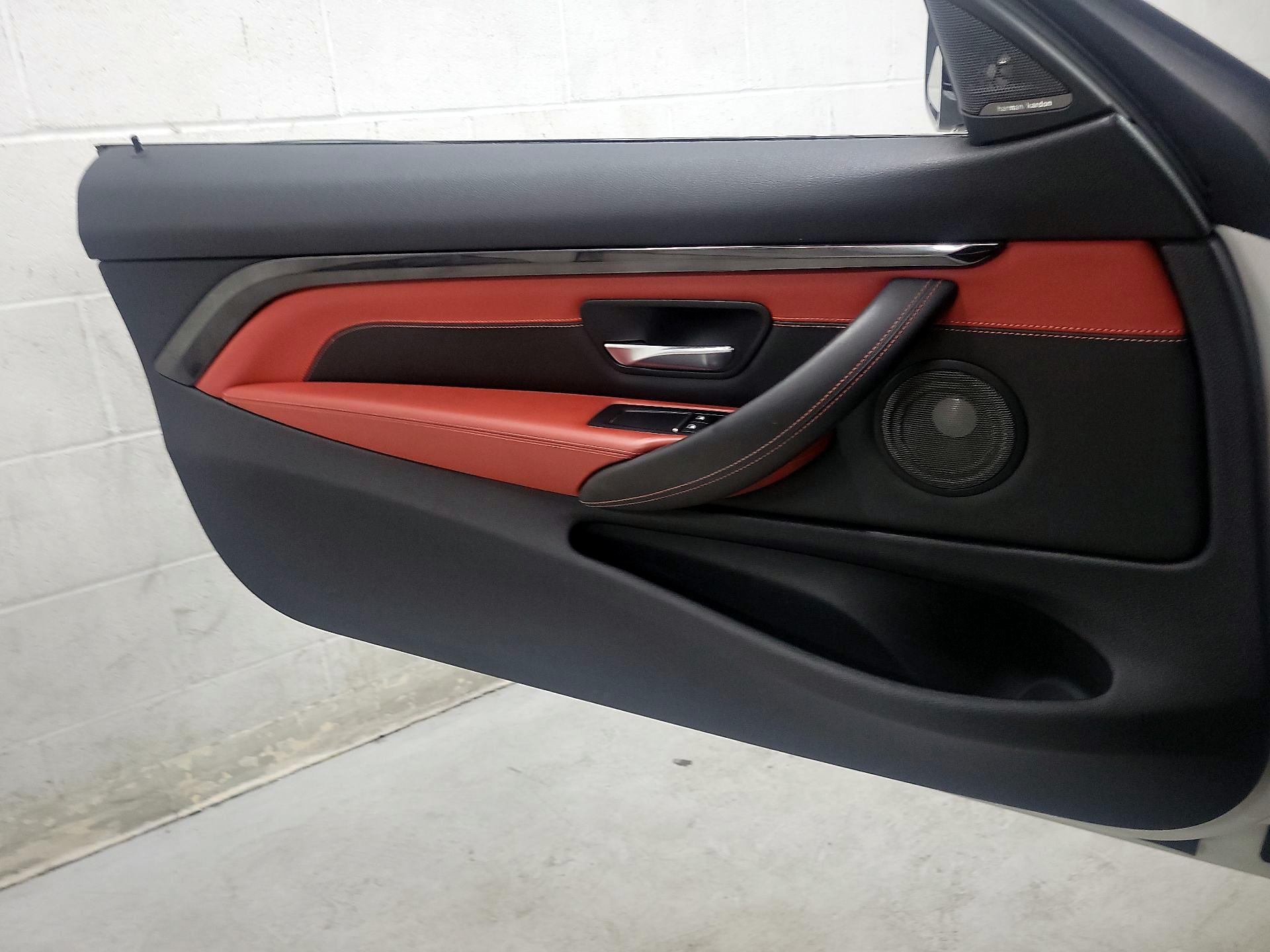 Thumbnail: 2020 BMW M4 - 12