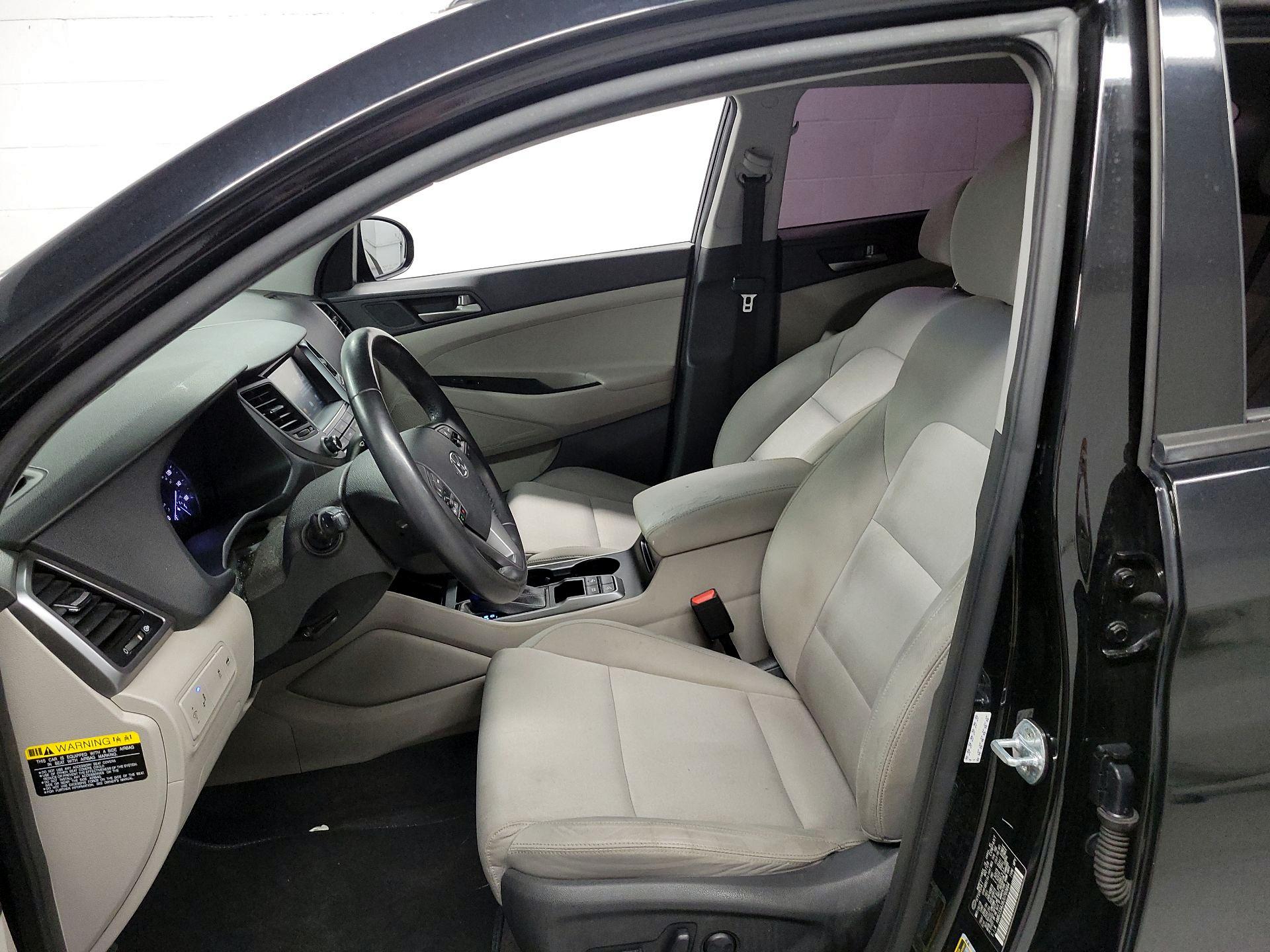 Thumbnail: 2018 Hyundai Tucson - 11