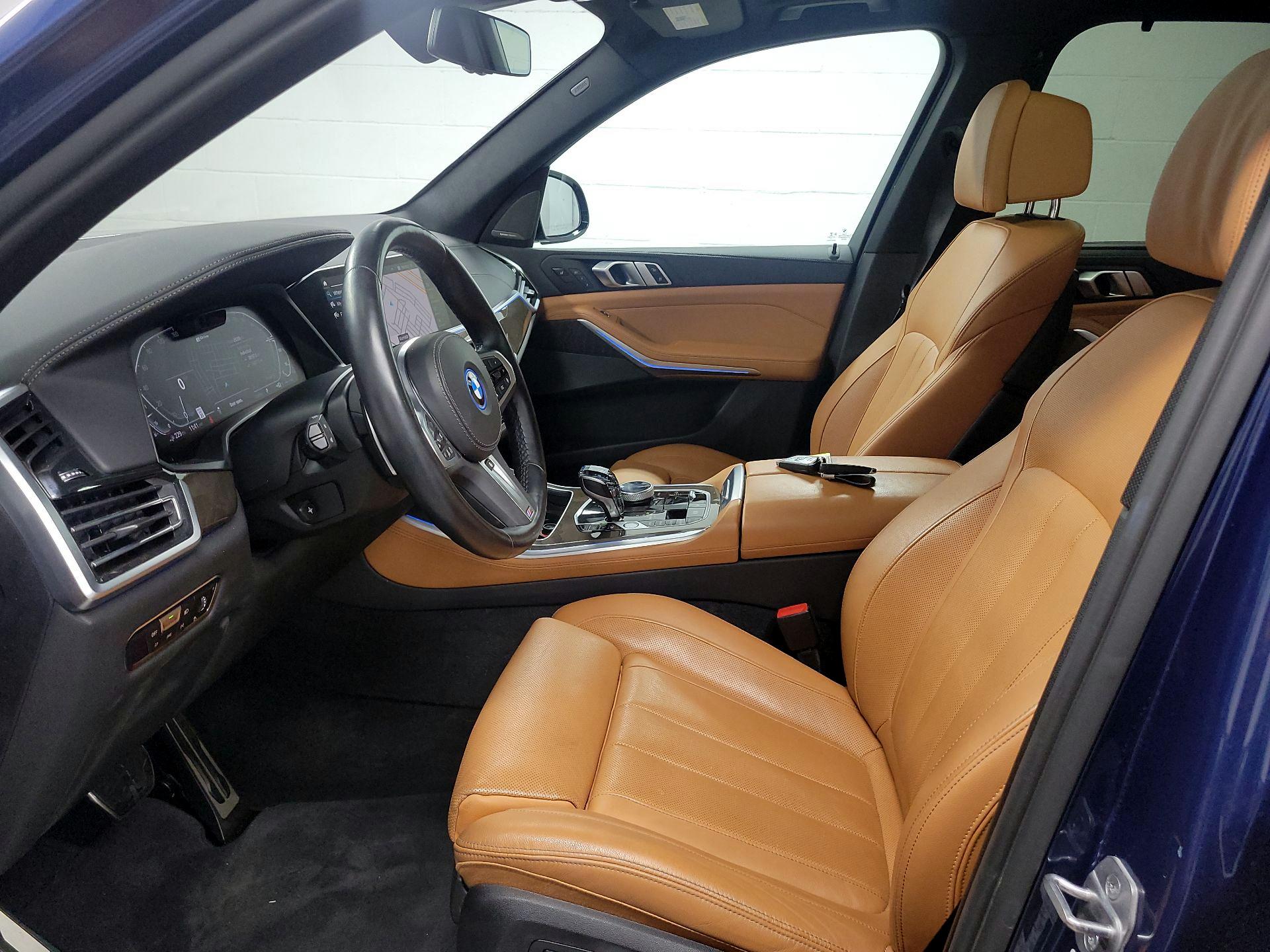 Thumbnail: 2022 BMW X5 - 11