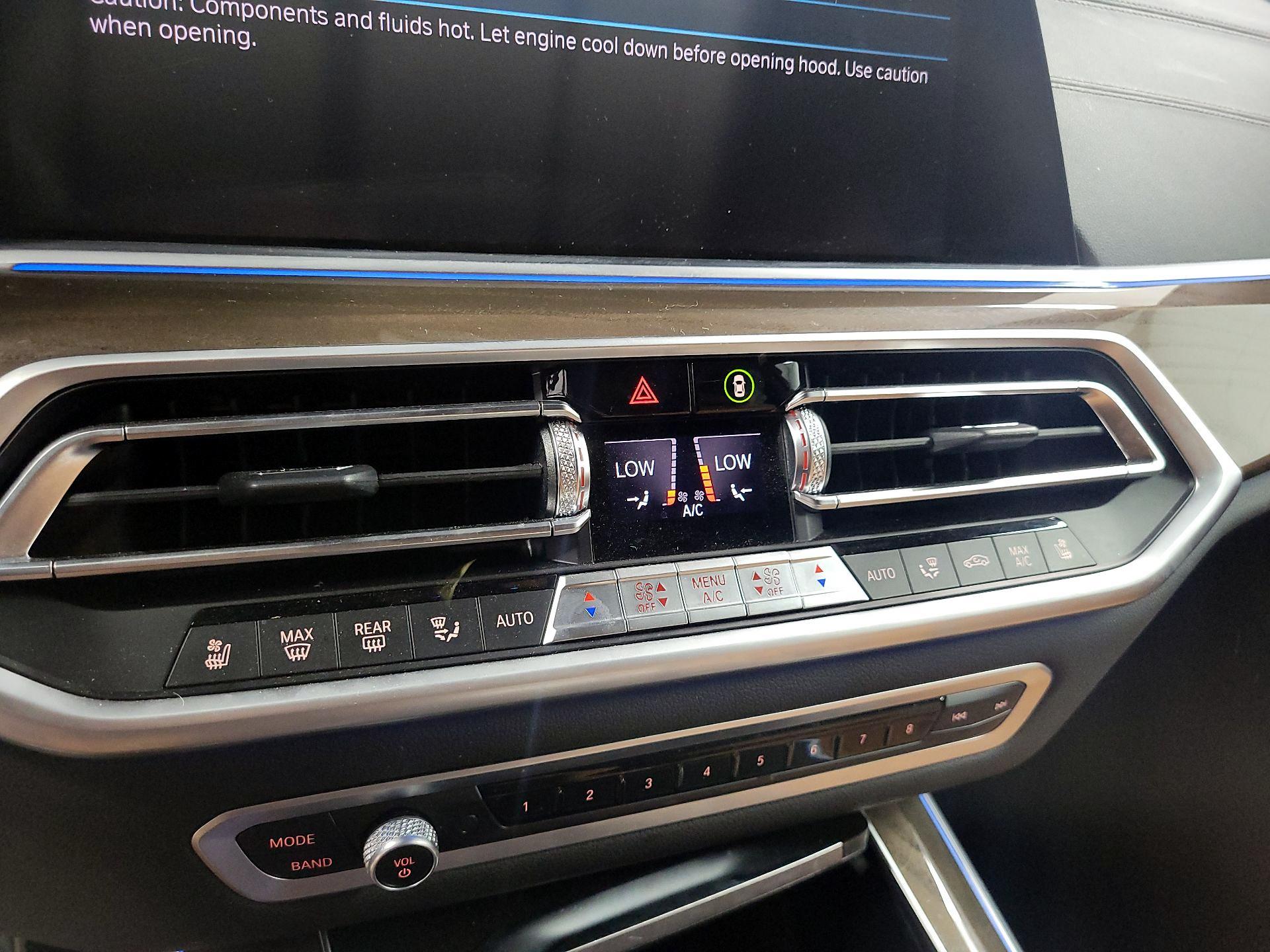 Thumbnail: 2022 BMW X5 - 17