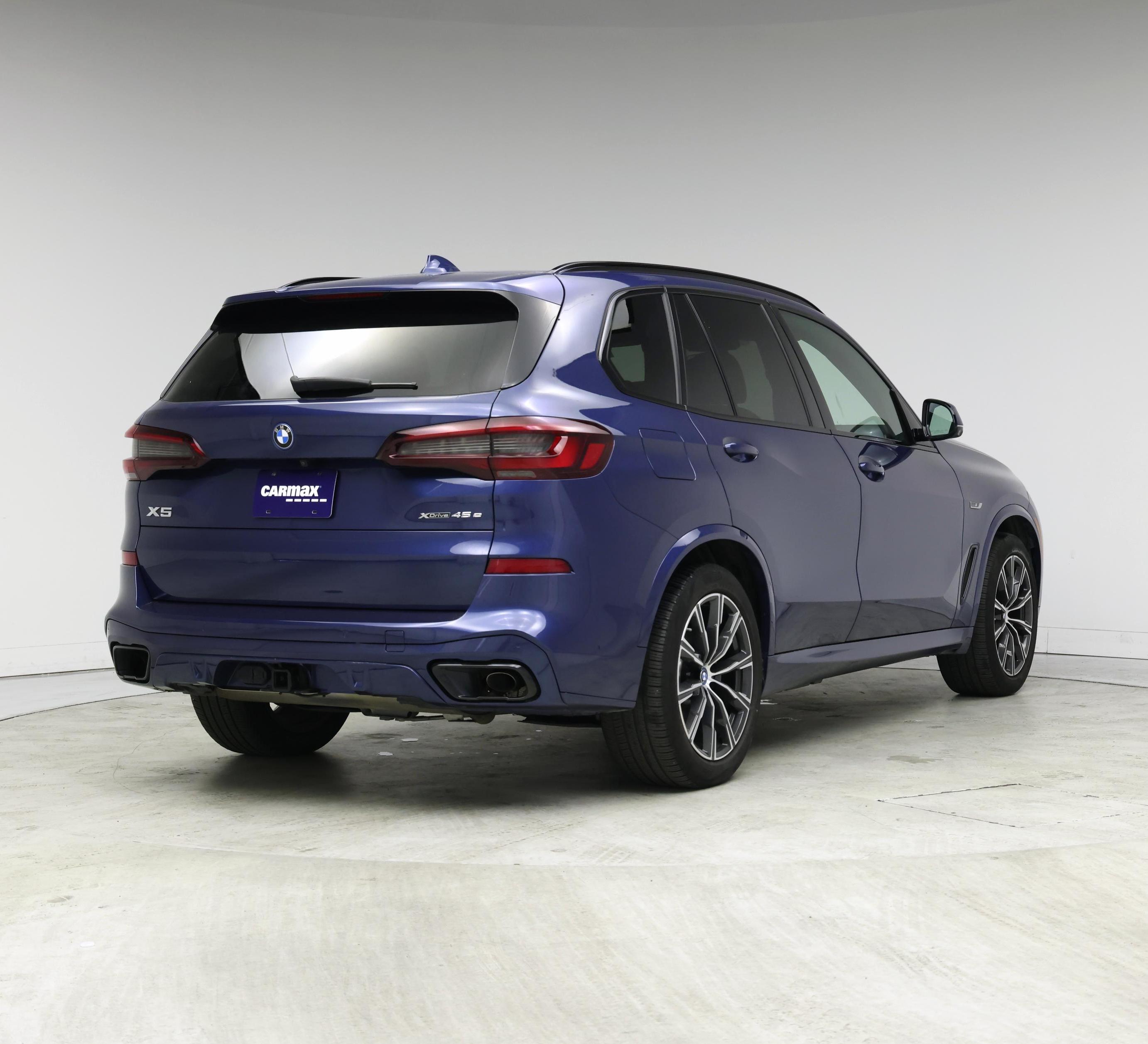 Thumbnail: 2022 BMW X5 - 8
