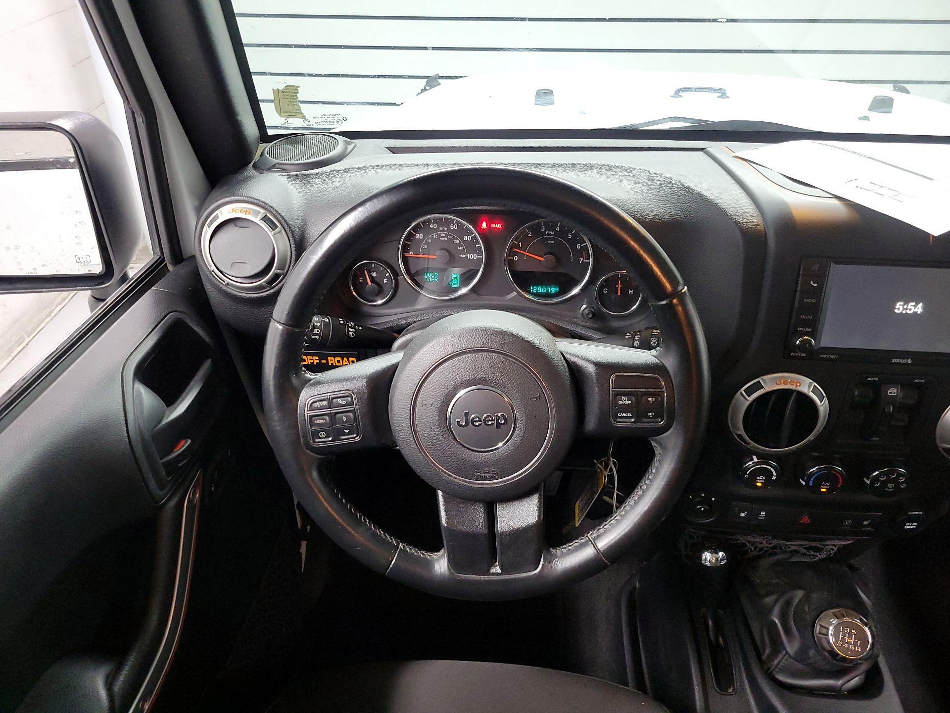 Thumbnail: 2016 Jeep Wrangler - 10