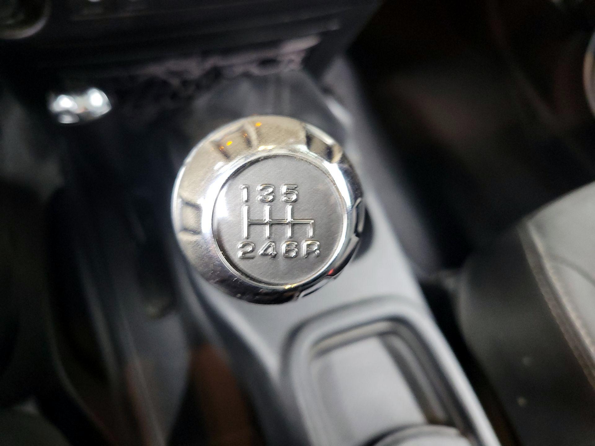 Thumbnail: 2016 Jeep Wrangler - 15