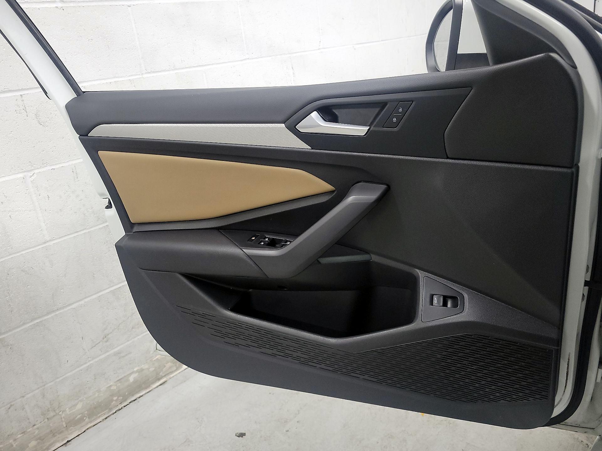 Thumbnail: 2020 Volkswagen Jetta - 12