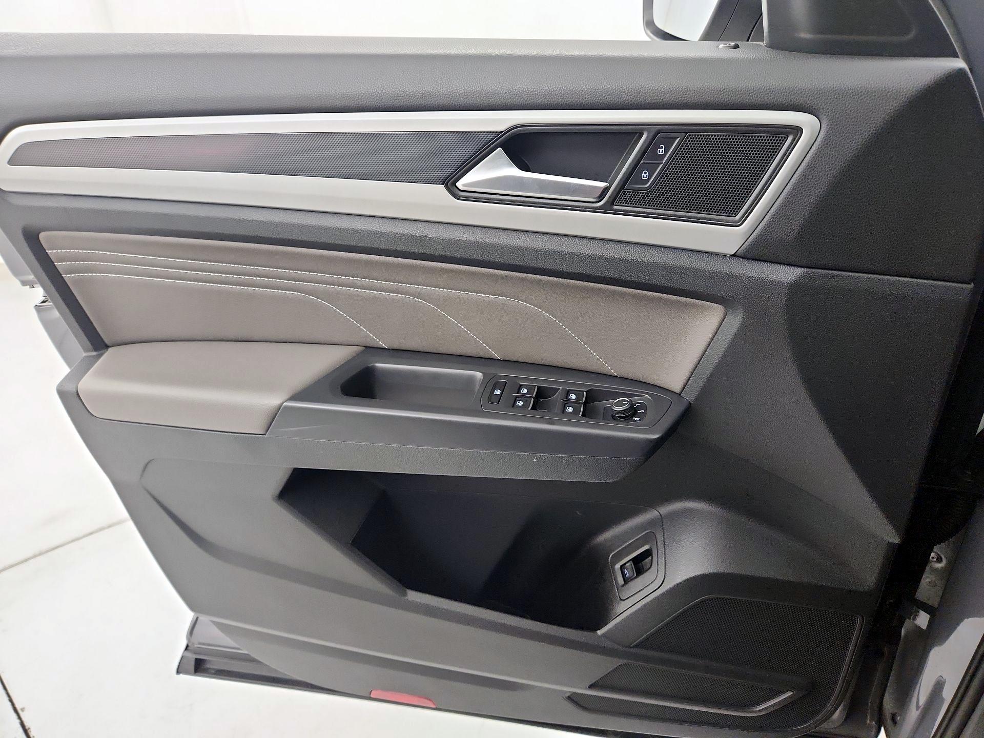 Thumbnail: 2021 Volkswagen Atlas - 12