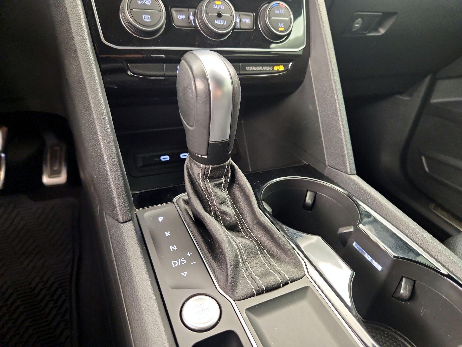 Thumbnail: 2021 Volkswagen Atlas - 18