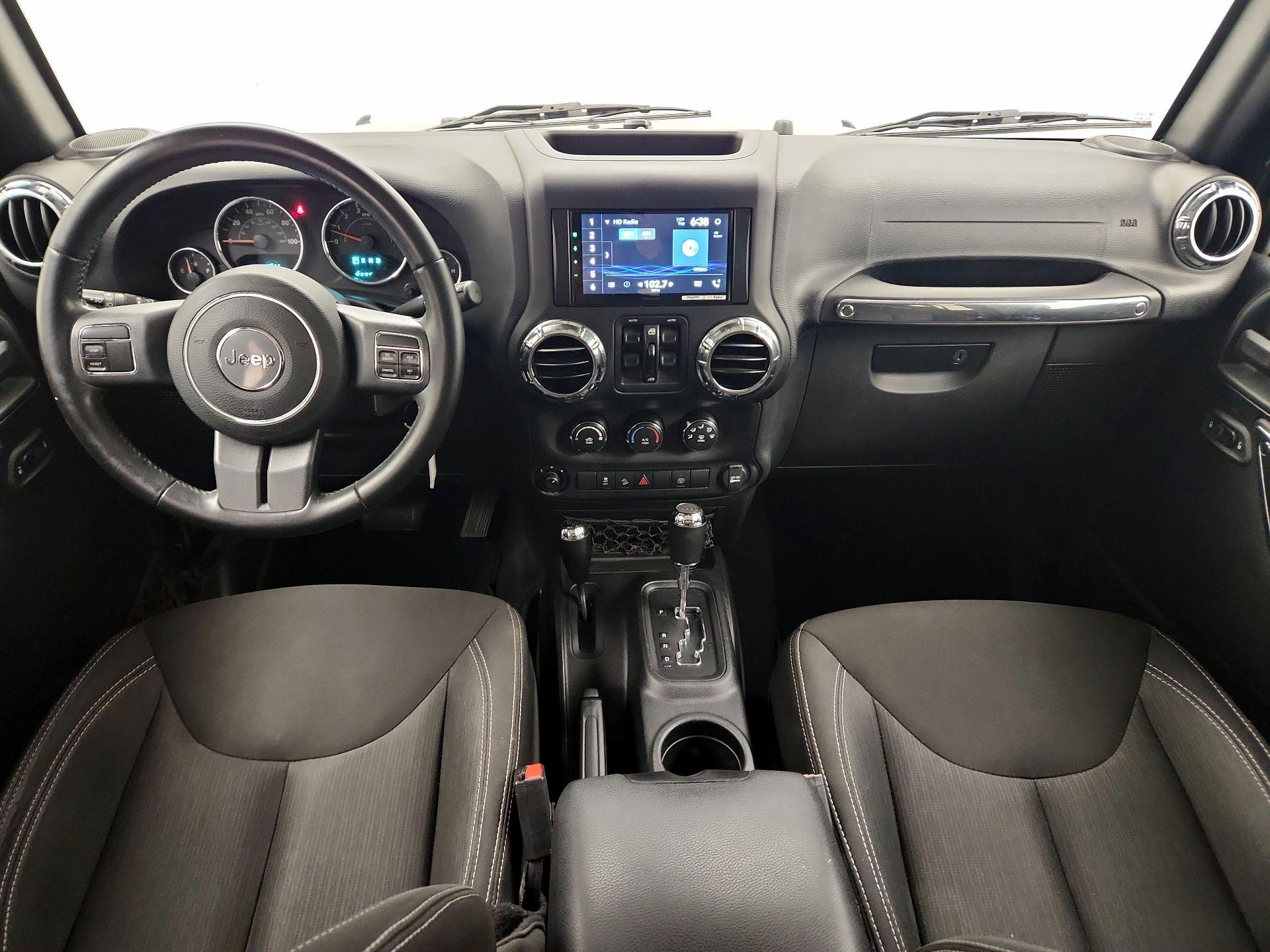 Thumbnail: 2018 Jeep Wrangler - 9