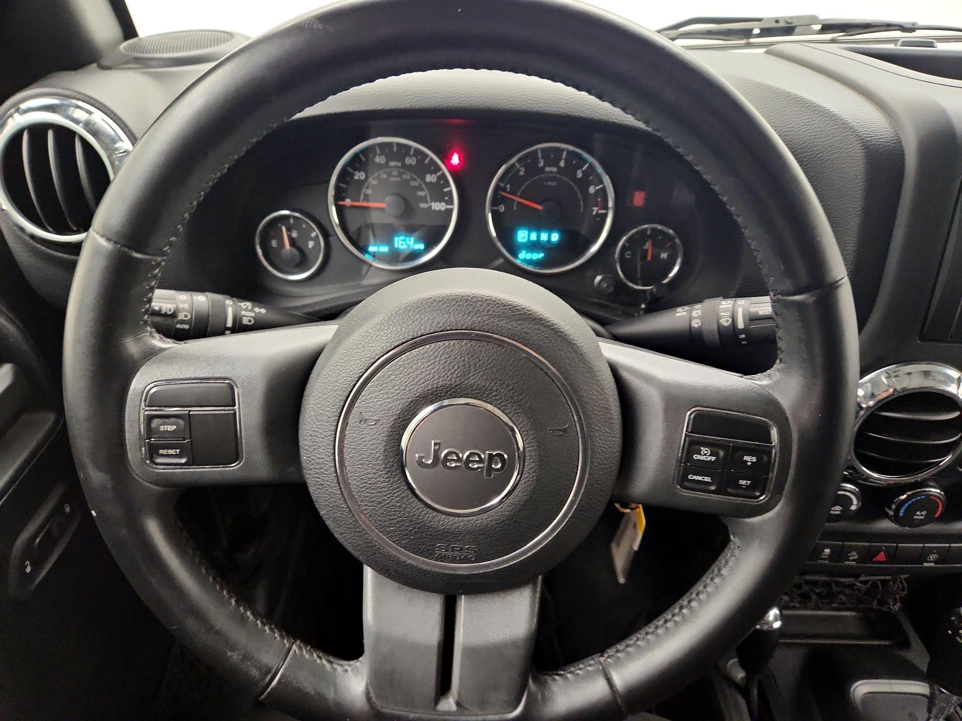Thumbnail: 2018 Jeep Wrangler - 10