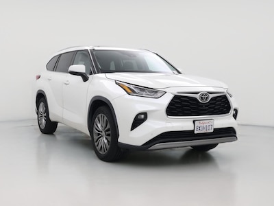 White 2020 Toyota Highlander Platinum