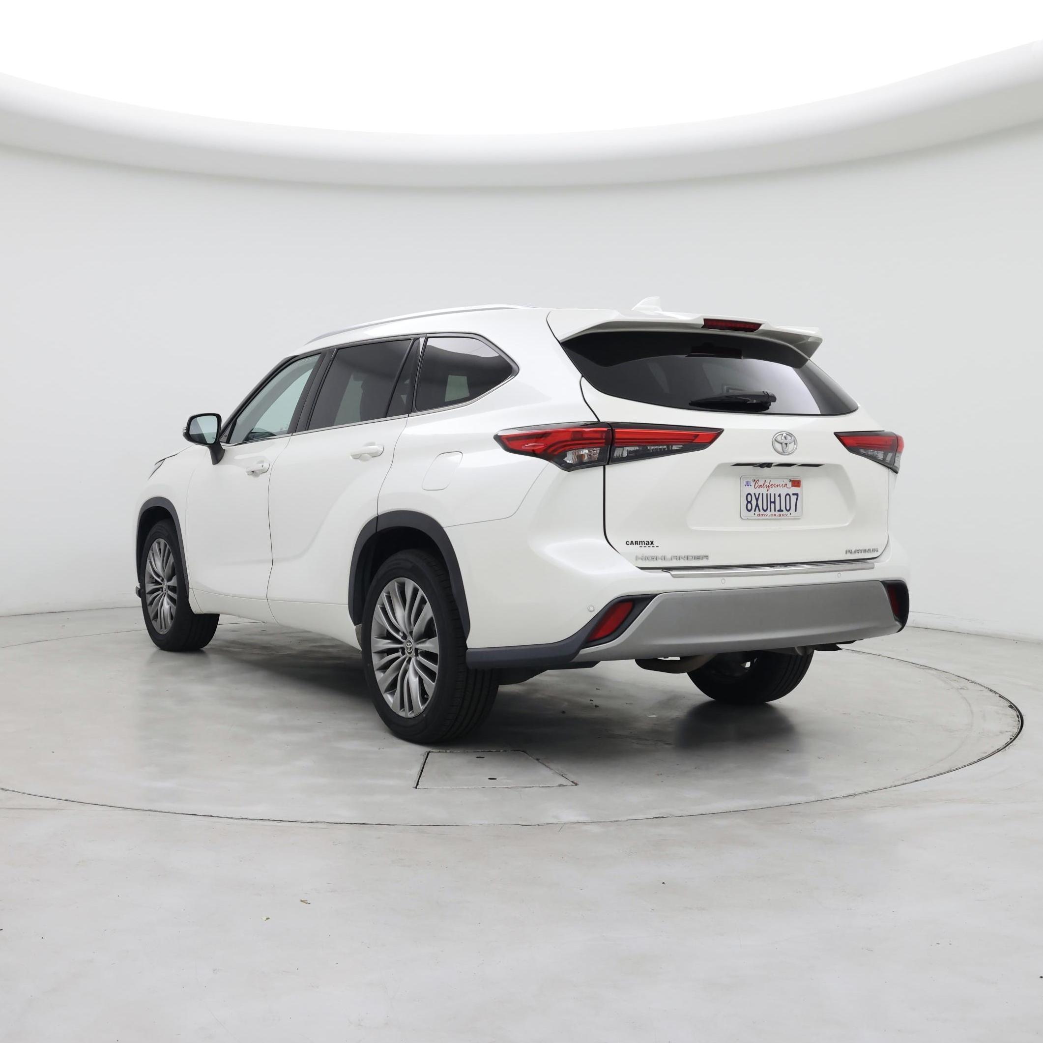 Thumbnail: 2020 Toyota Highlander - 2