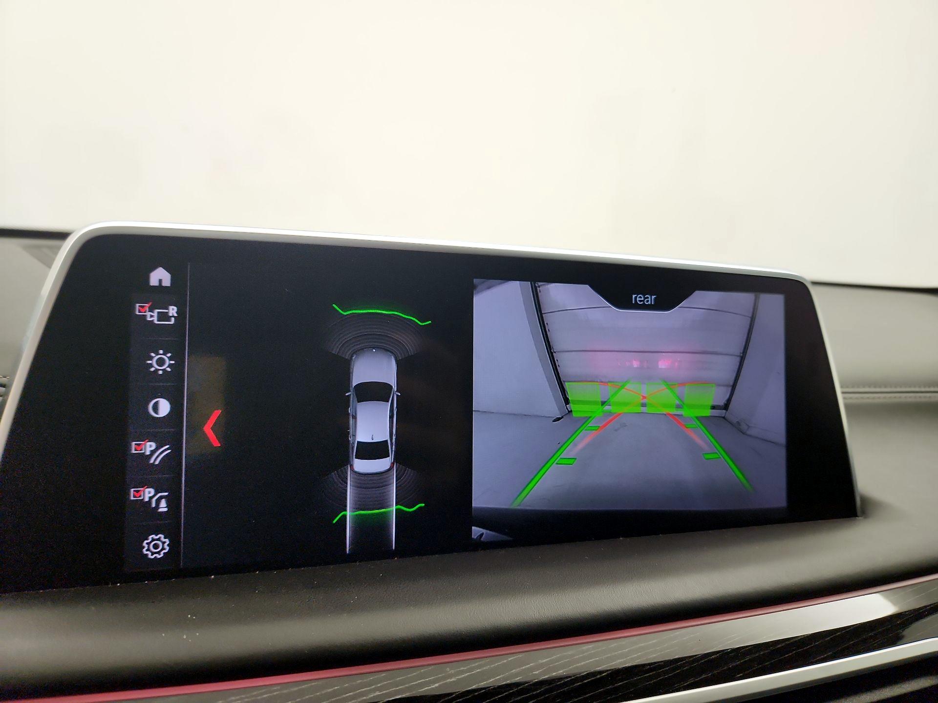 Thumbnail: 2019 BMW 7 Series - 15