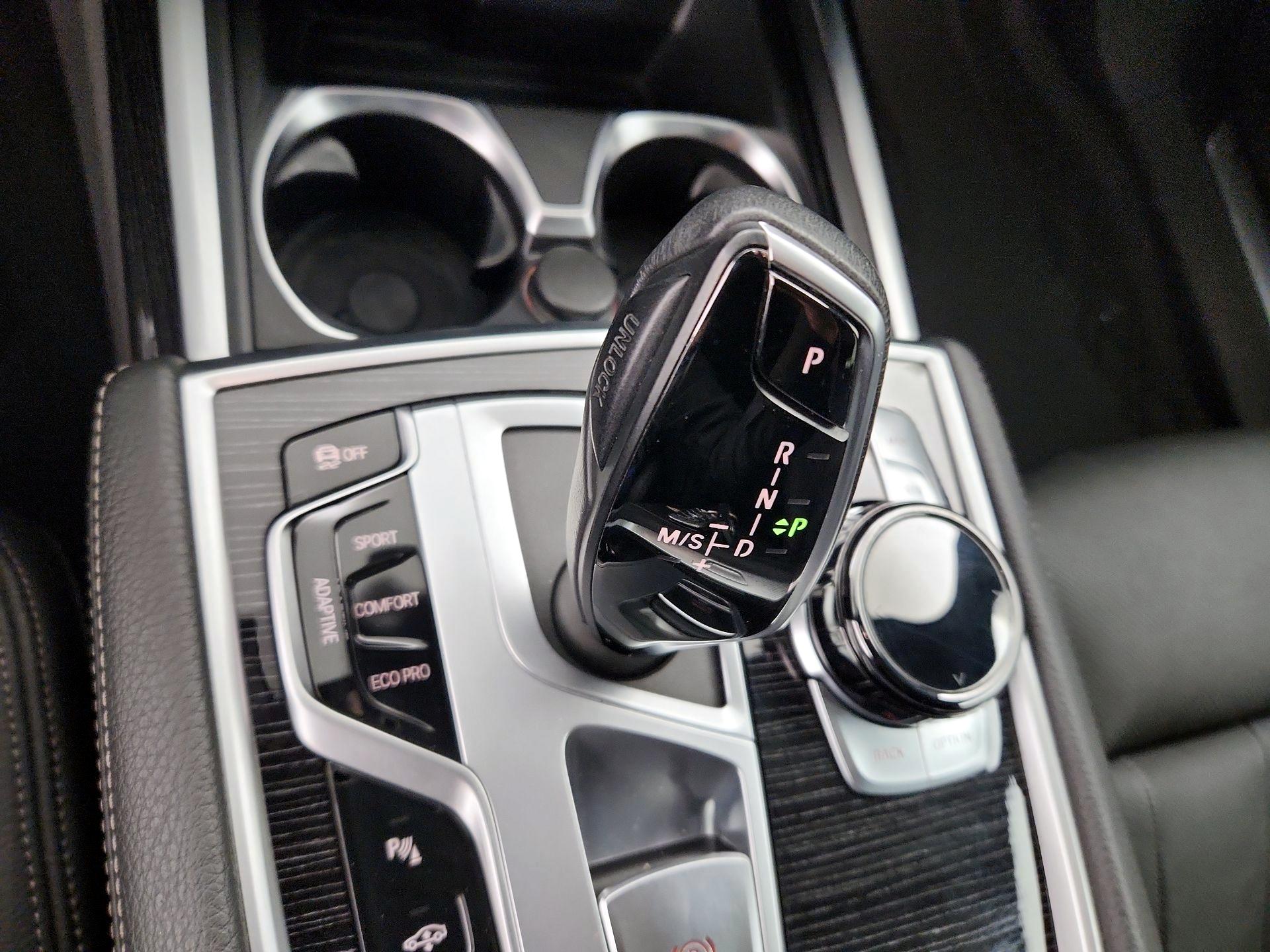 Thumbnail: 2019 BMW 7 Series - 18