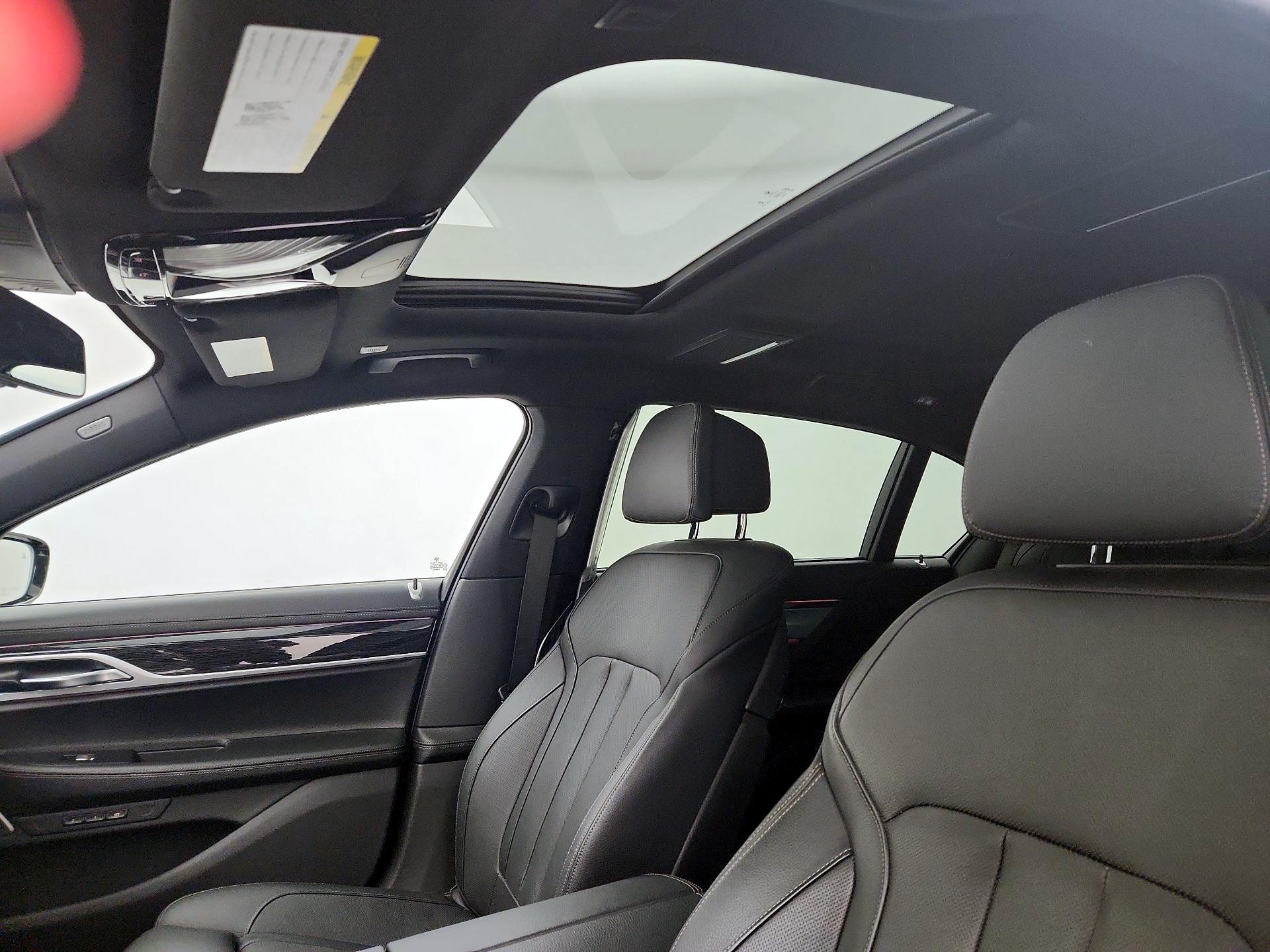 Thumbnail: 2019 BMW 7 Series - 20