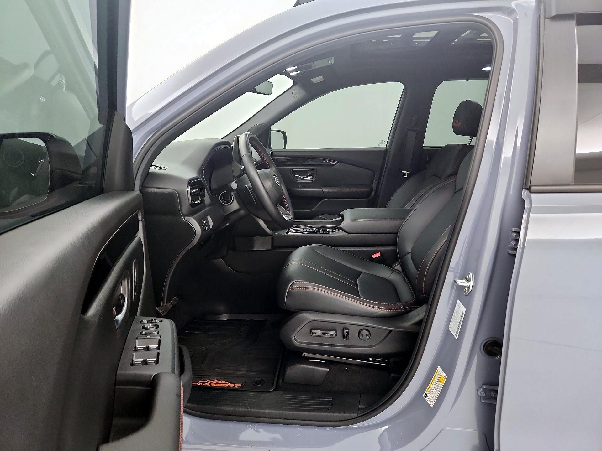 Thumbnail: 2025 Honda Pilot - 11