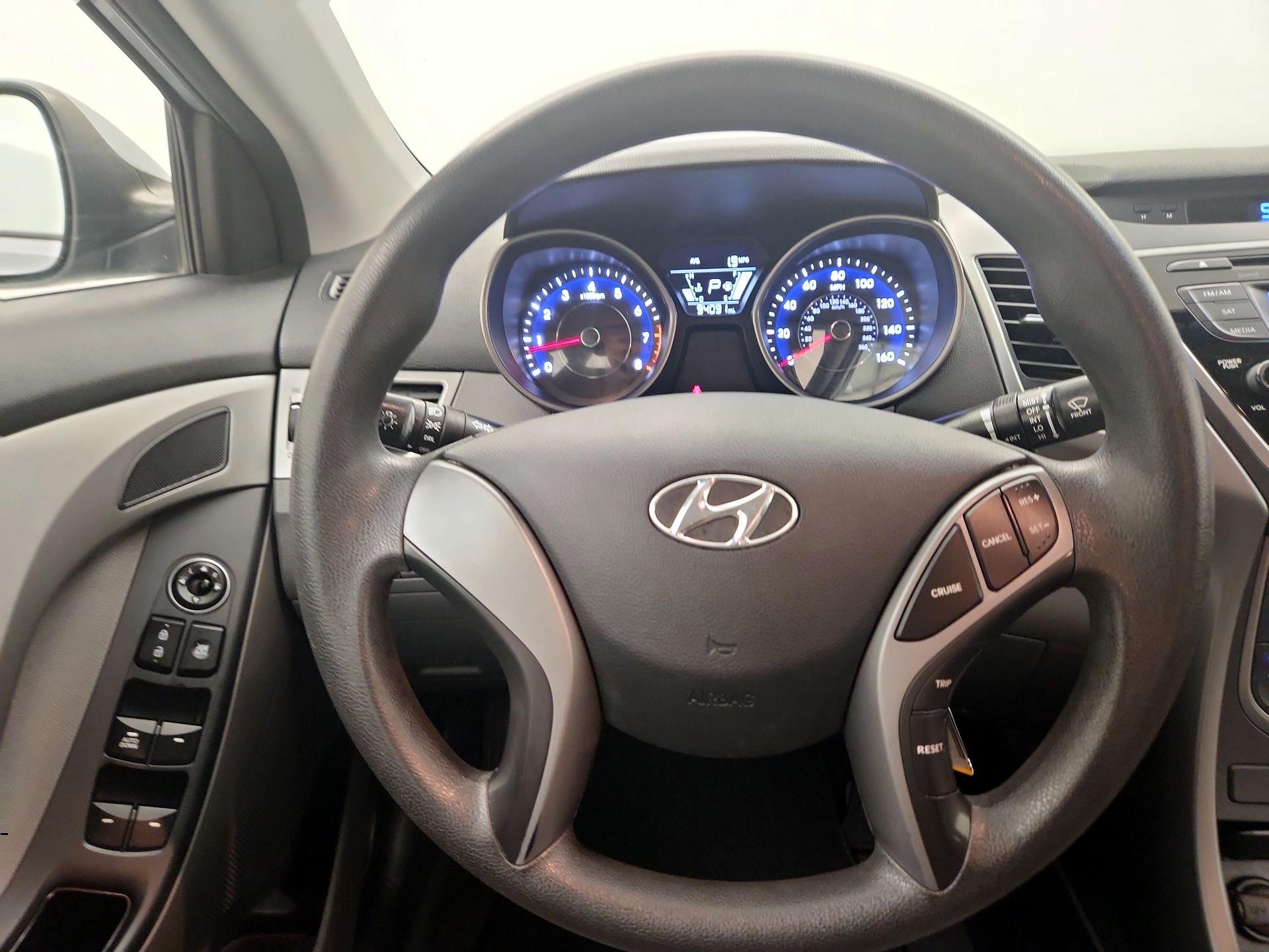 Thumbnail: 2016 Hyundai Elantra - 10