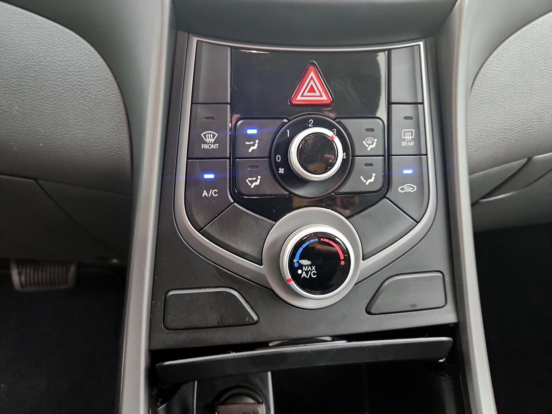 Thumbnail: 2016 Hyundai Elantra - 15