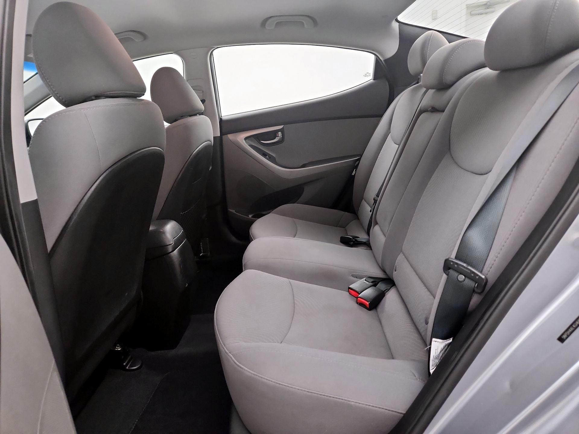 Thumbnail: 2016 Hyundai Elantra - 18