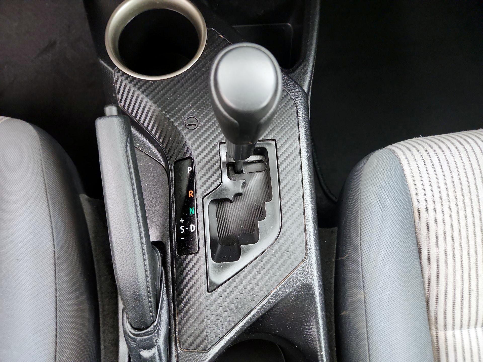Thumbnail: 2014 Toyota RAV4 - 17