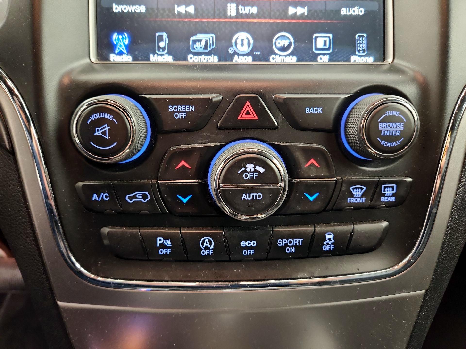 Thumbnail: 2017 Jeep Grand Cherokee - 16