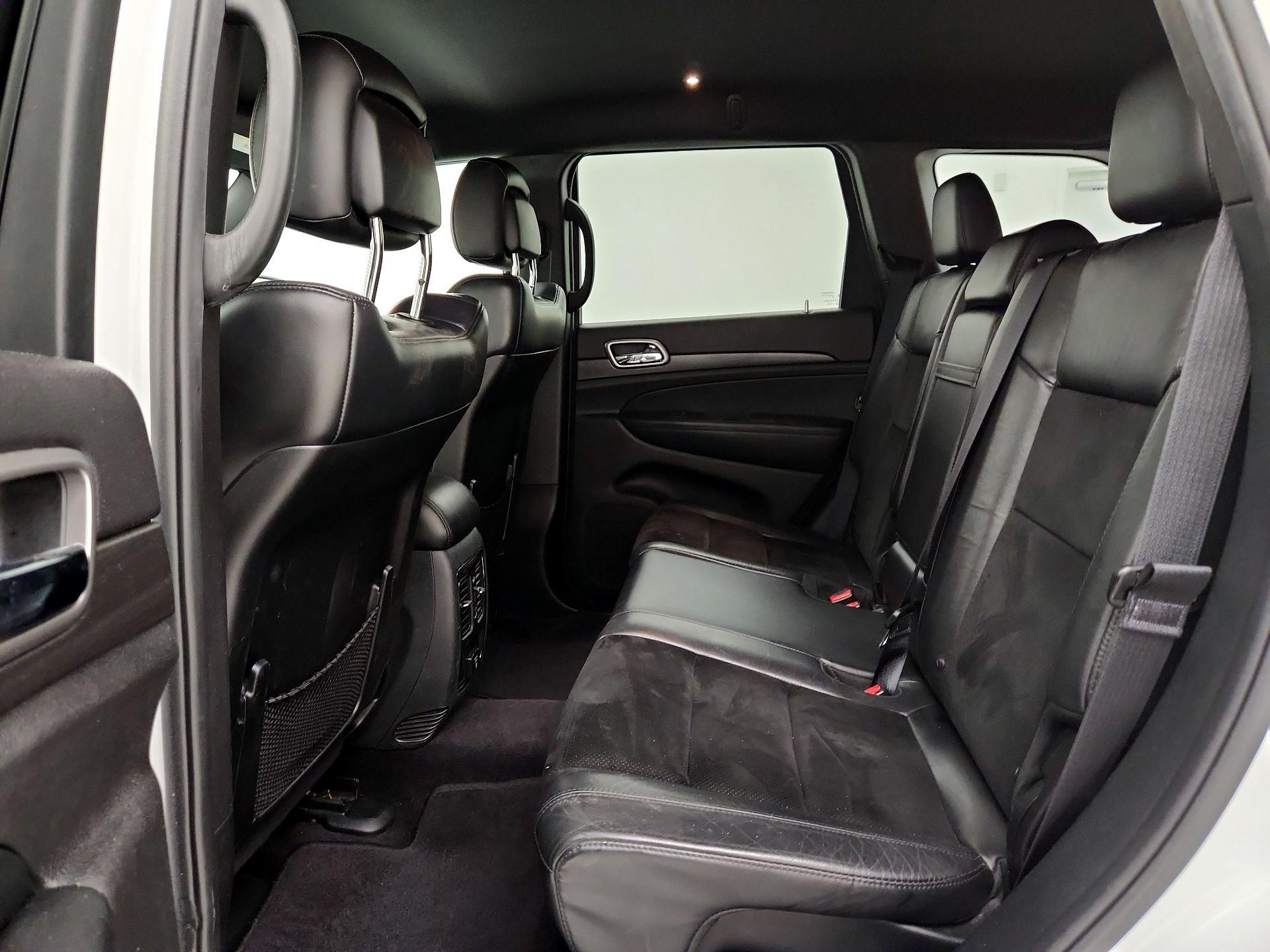 Thumbnail: 2017 Jeep Grand Cherokee - 19