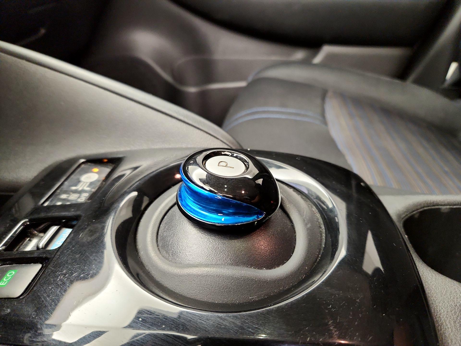 Thumbnail: 2021 Nissan Leaf - 17