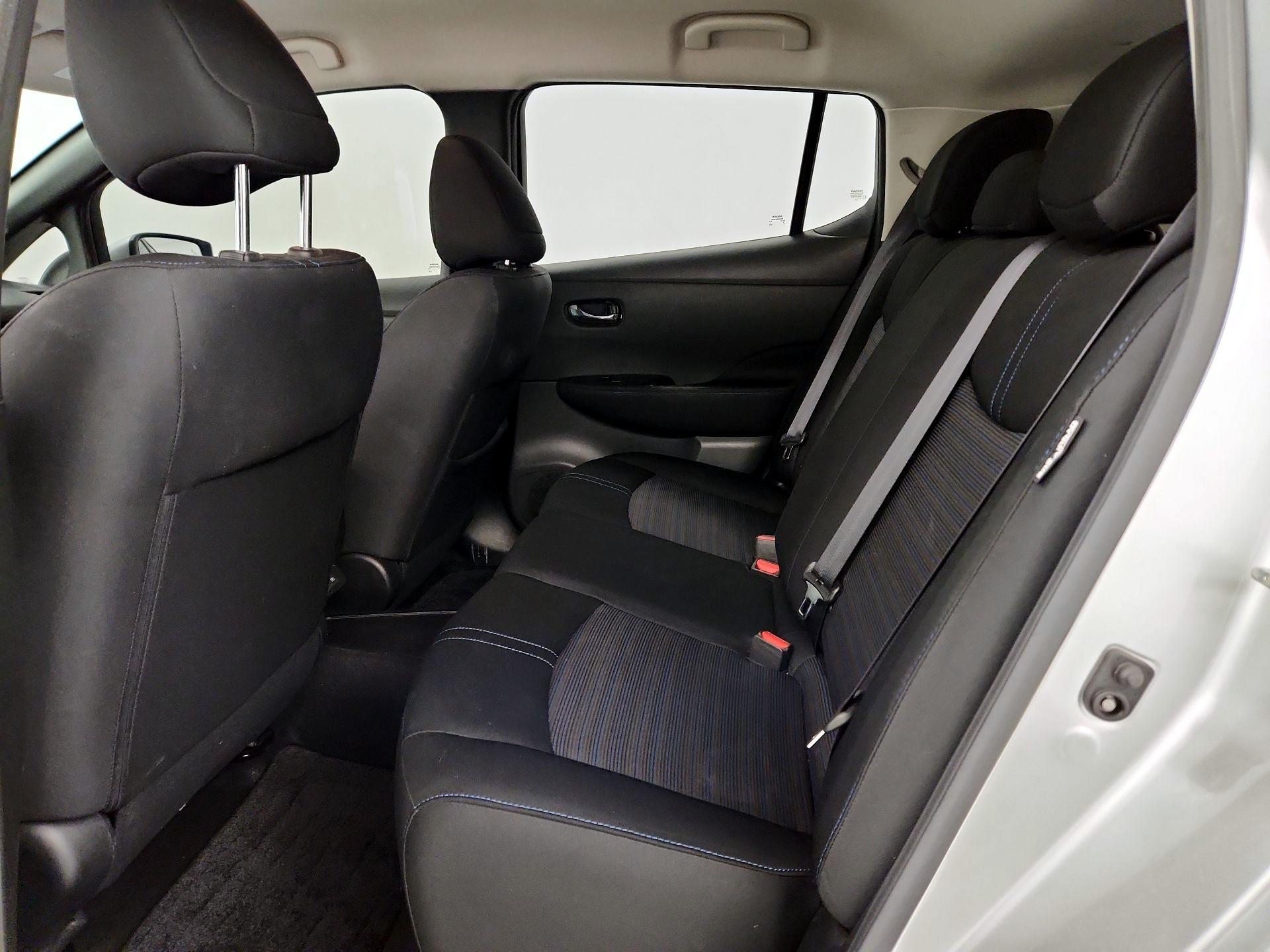 Thumbnail: 2021 Nissan Leaf - 19