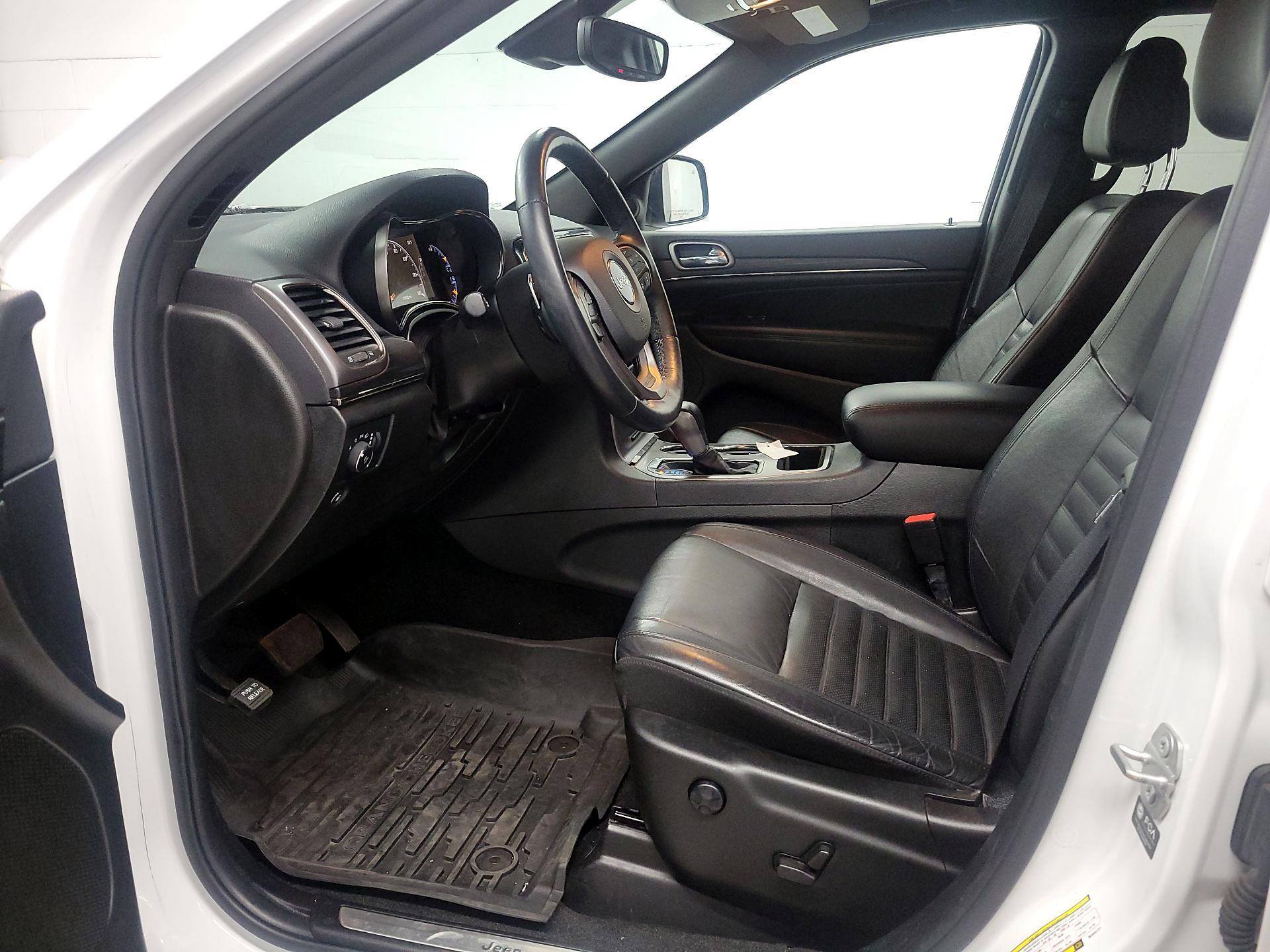 Thumbnail: 2021 Jeep Grand Cherokee - 11