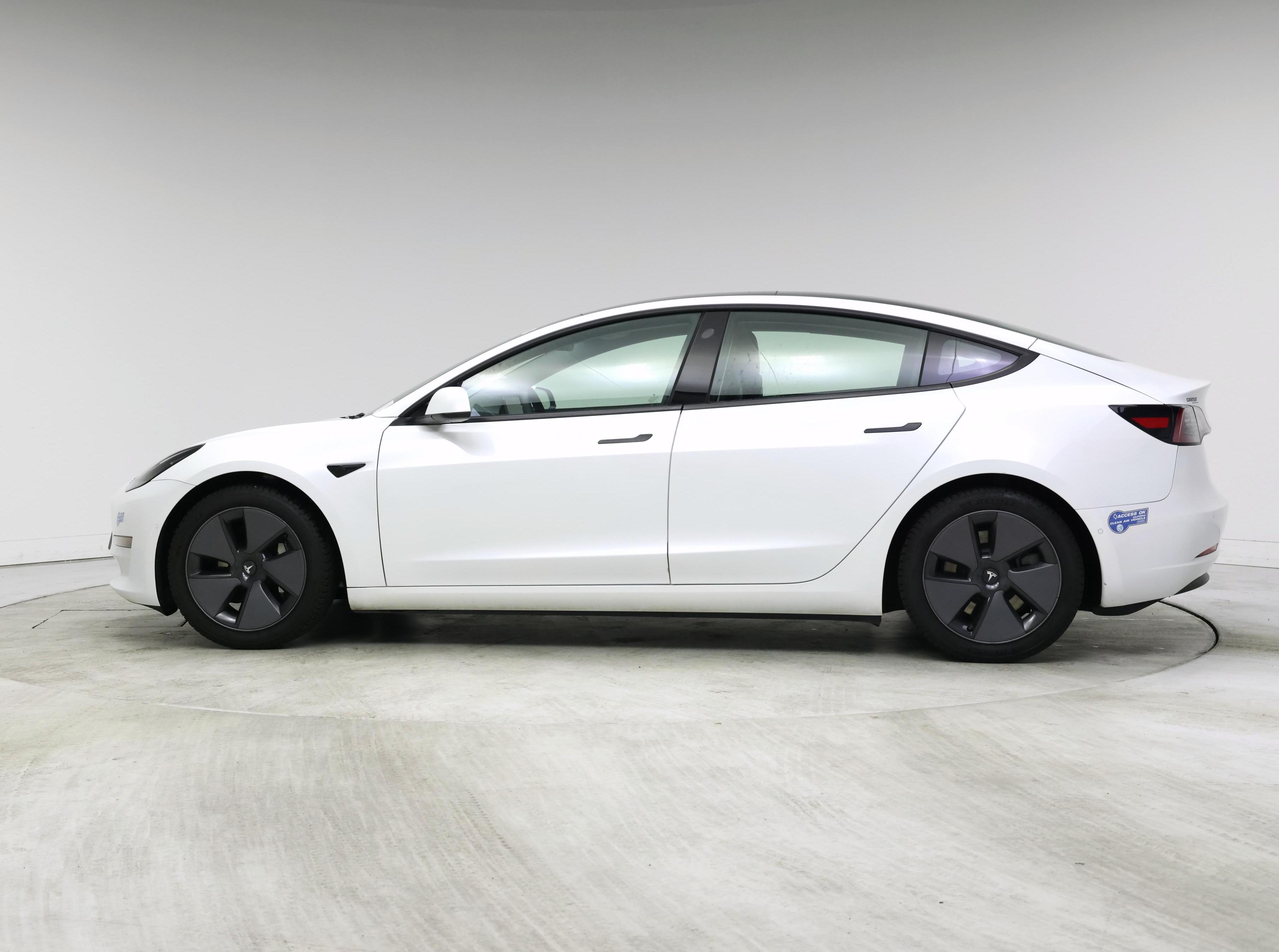 Thumbnail: 2021 Tesla Model 3 - 3