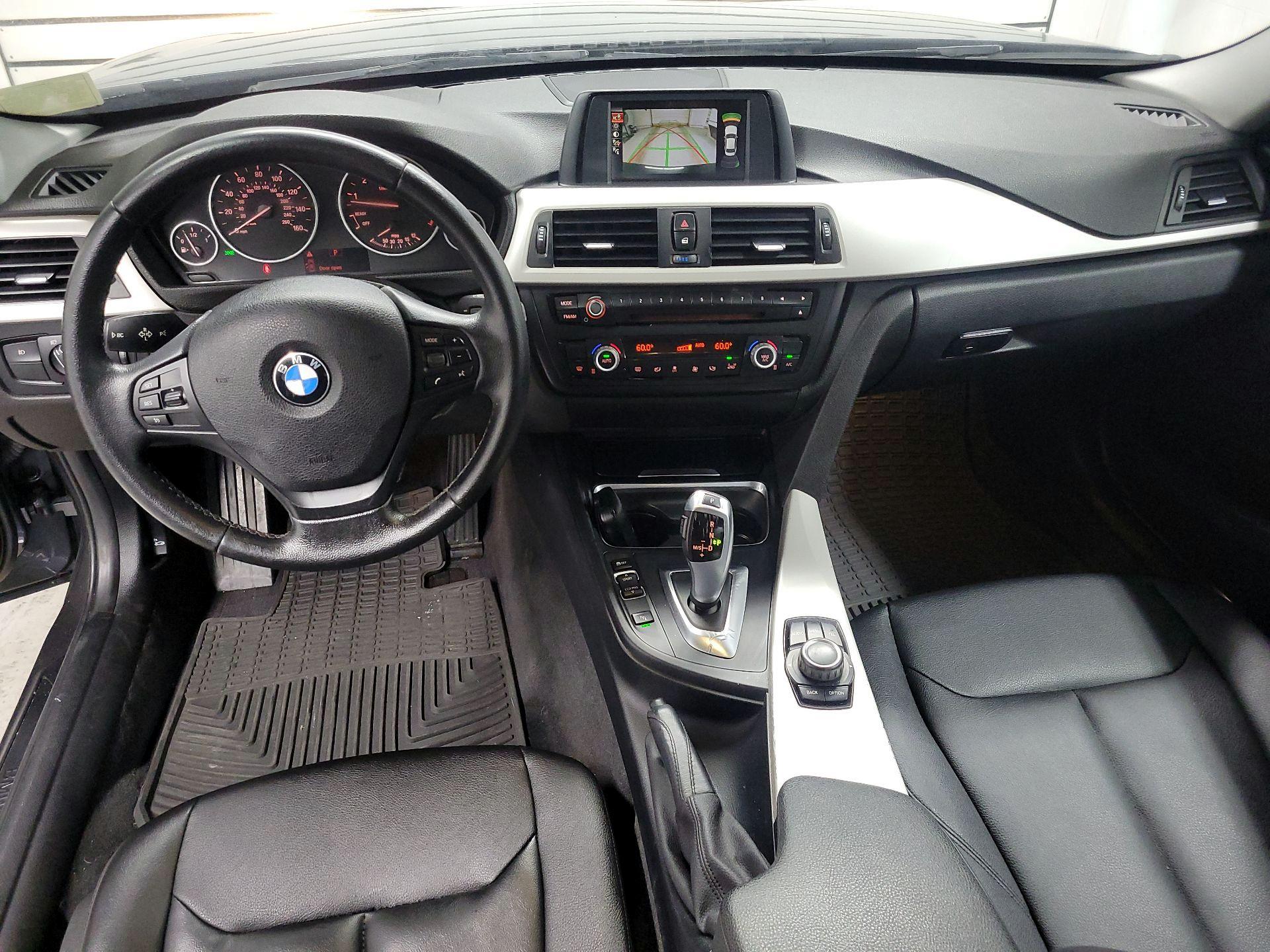 Thumbnail: 2015 BMW 3 Series - 9