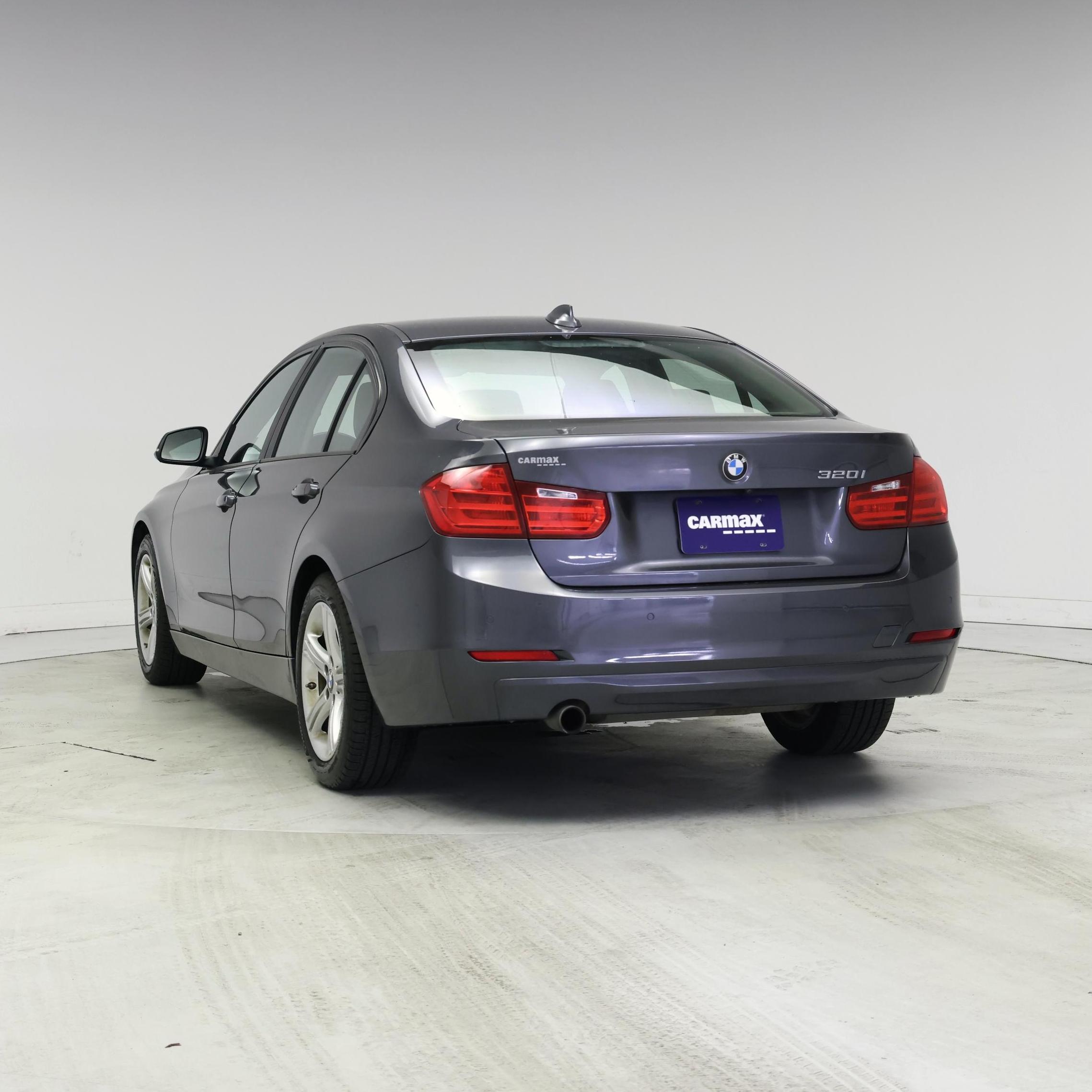Thumbnail: 2015 BMW 3 Series - 2
