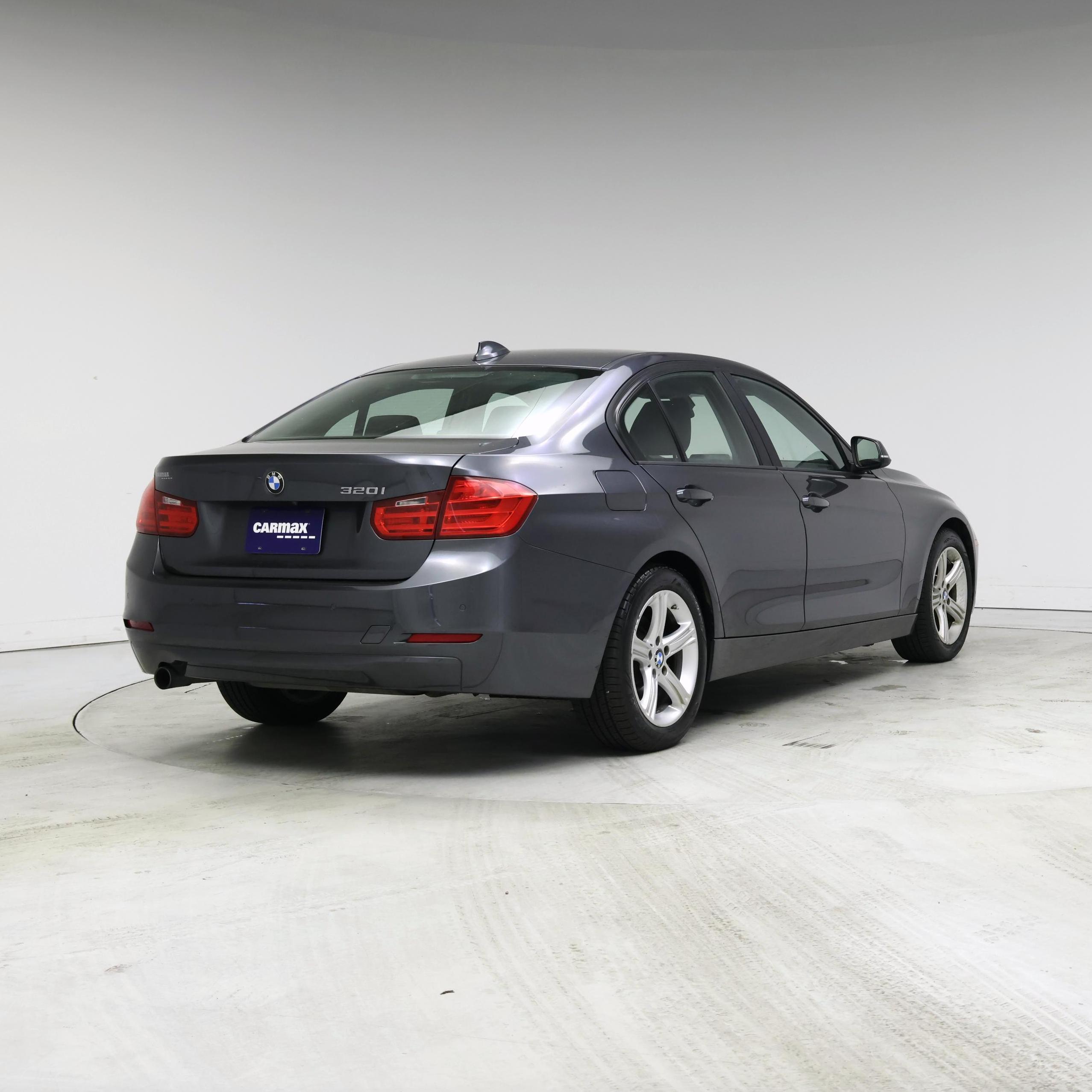 Thumbnail: 2015 BMW 3 Series - 8
