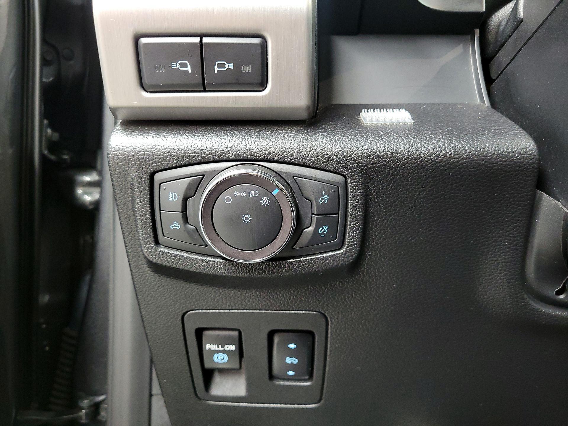Thumbnail: 2019 Ford F-150 - 13