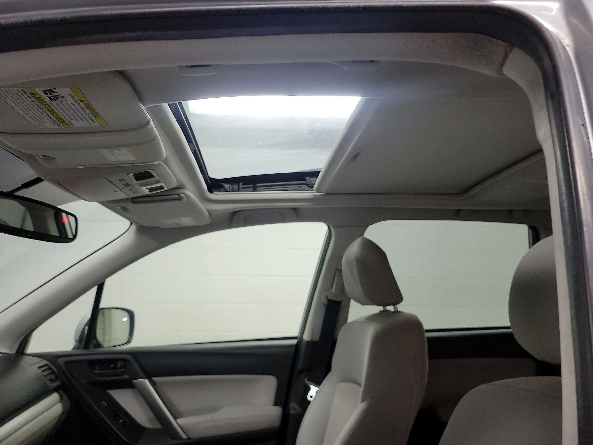 Thumbnail: 2015 Subaru Forester - 19