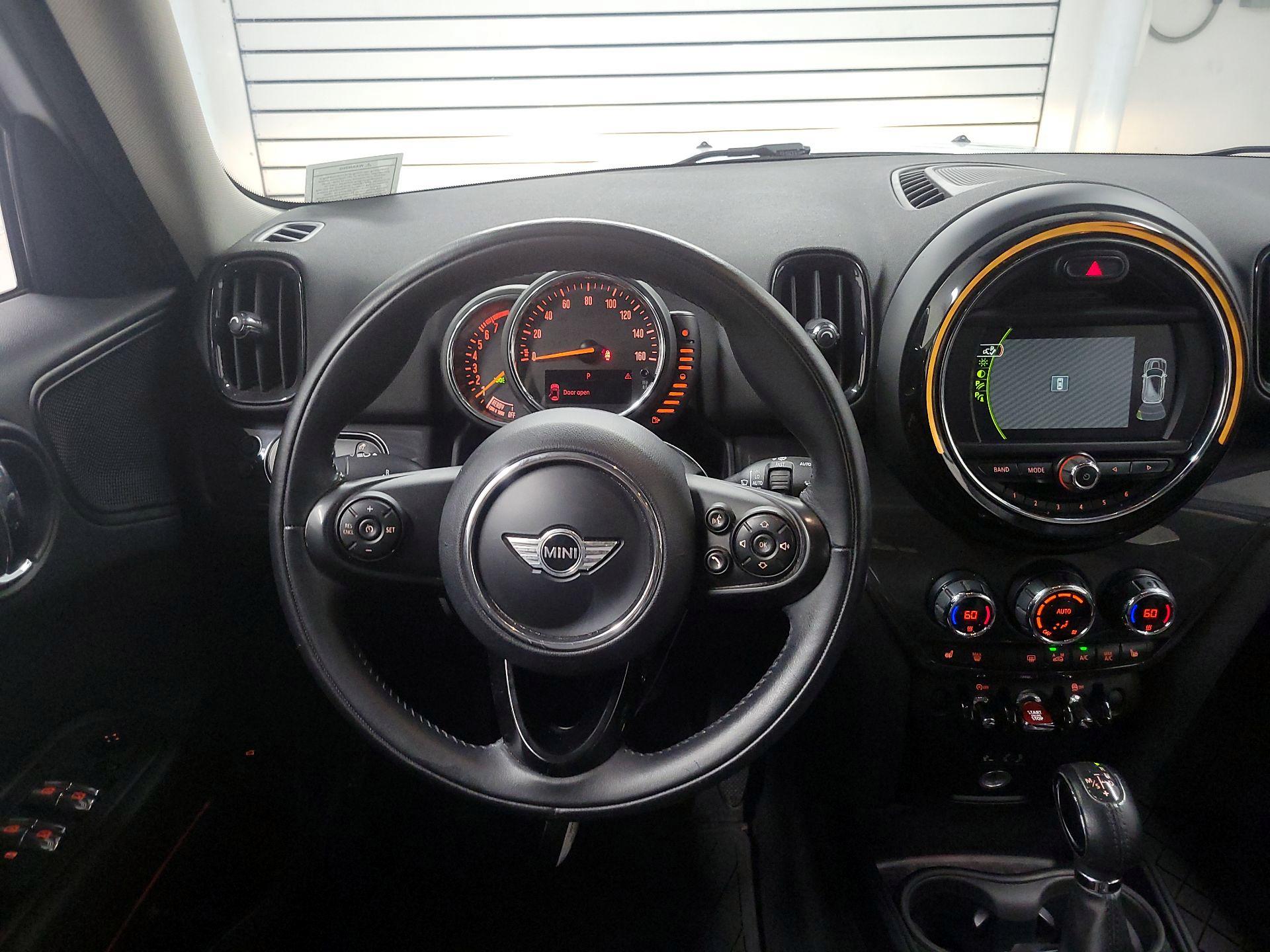 Thumbnail: 2017 MINI Cooper Countryman - 10