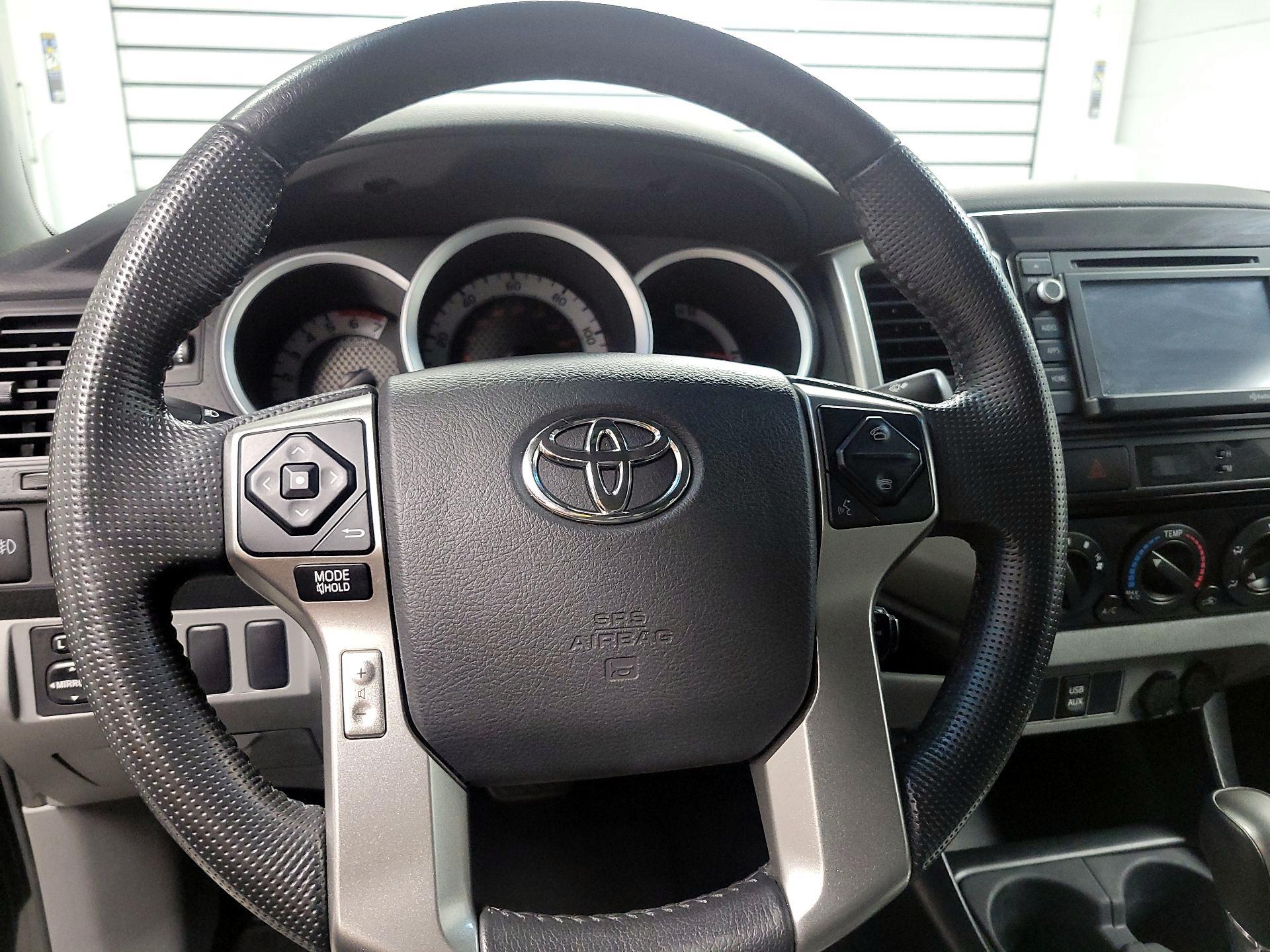 Thumbnail: 2014 Toyota Tacoma - 10